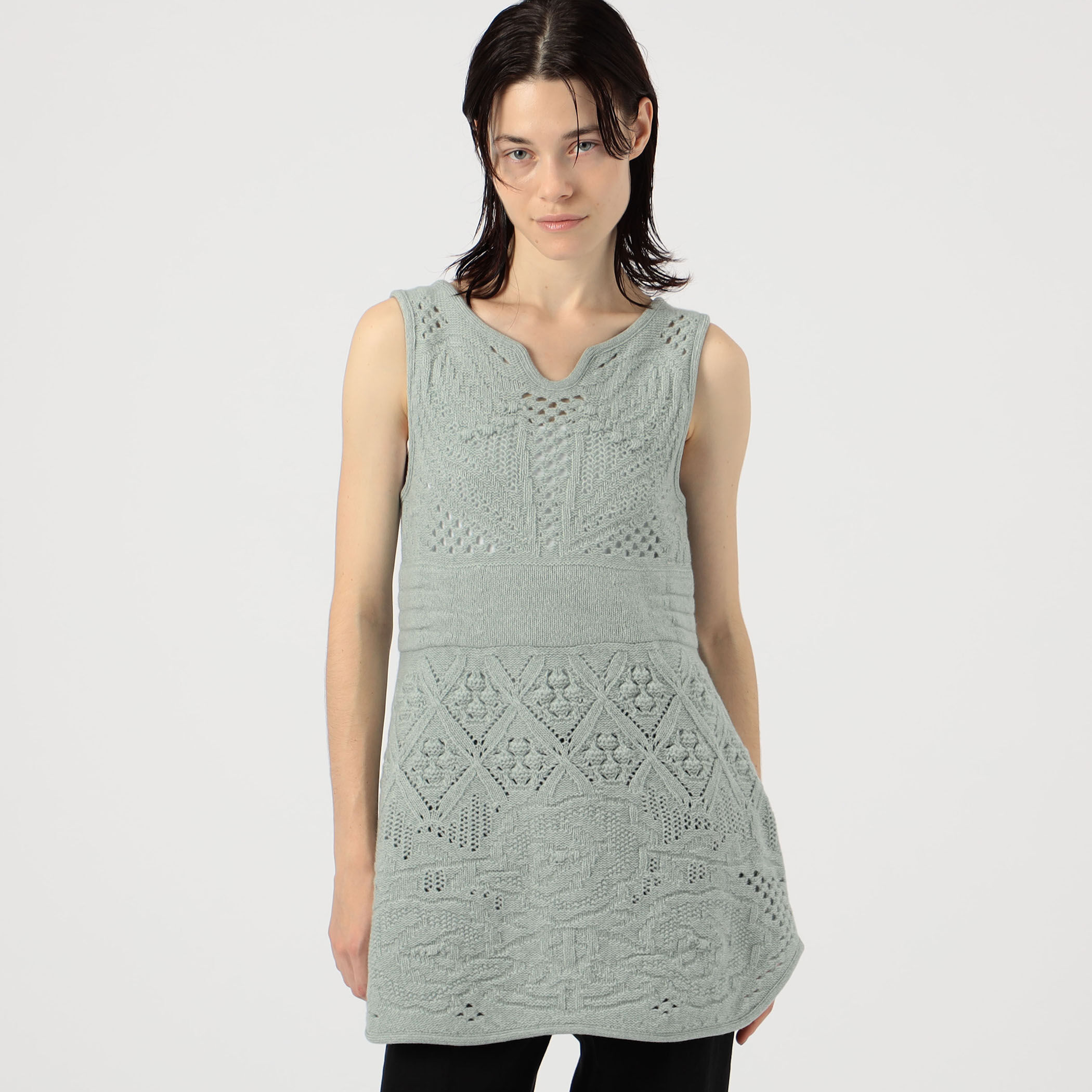 Mame Kurogouchi Multi Pattern Low Gauge Knitted Sleeveless Top
