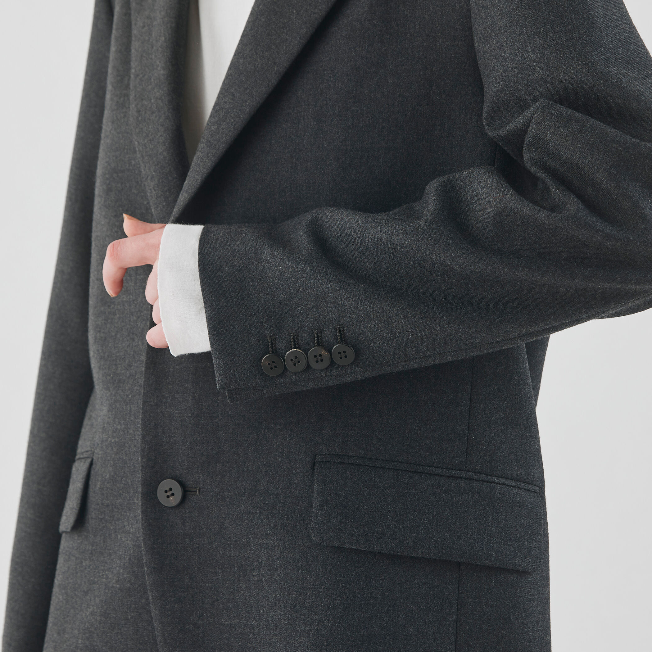 ウーステッドフラノ ボックスシルエットジャケット｜トゥモローランド