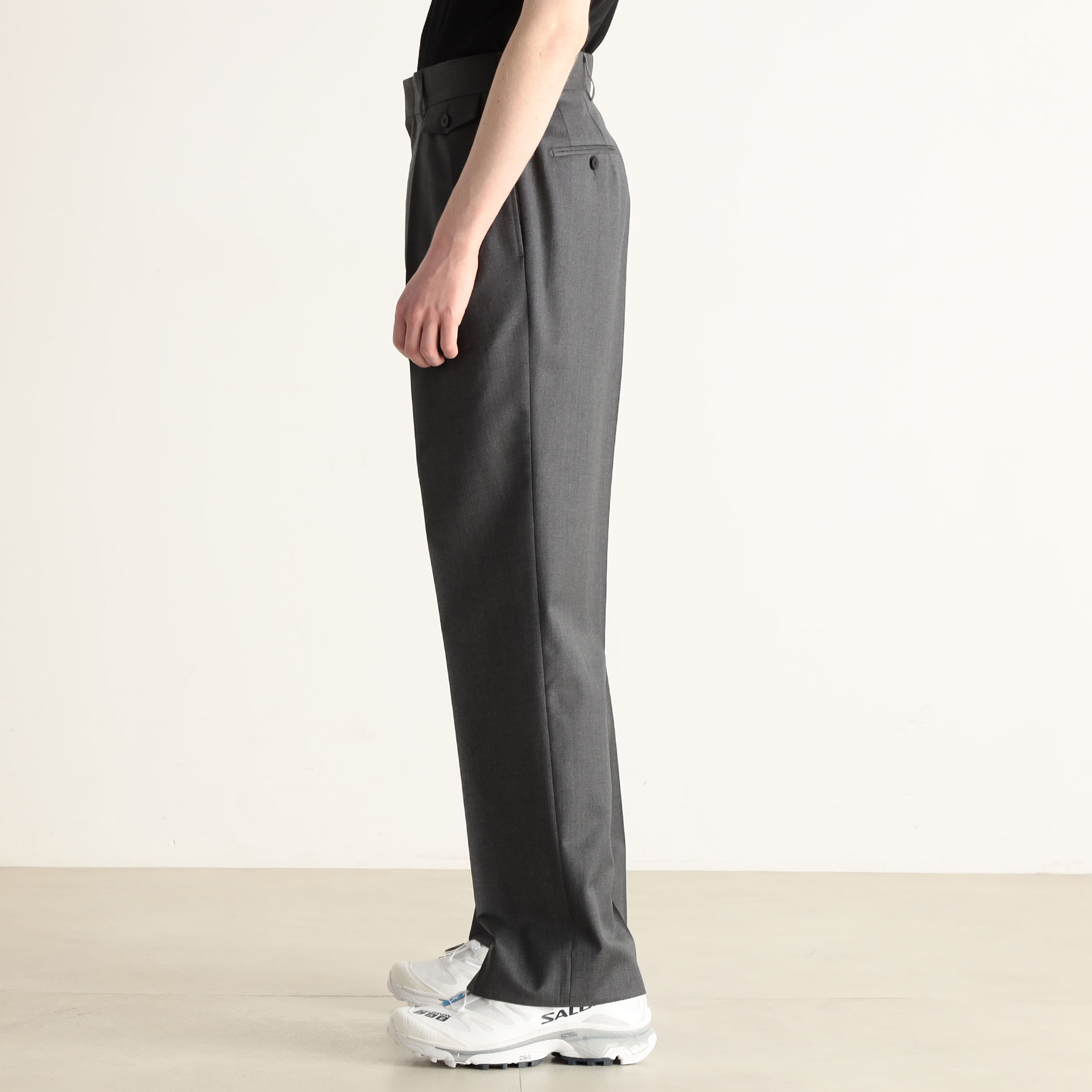 Ermenegildo Zegna ゼニア　2タック　スラックス　オリーブ　48 aw-zegna2b-r2-m-01-pl.jpg