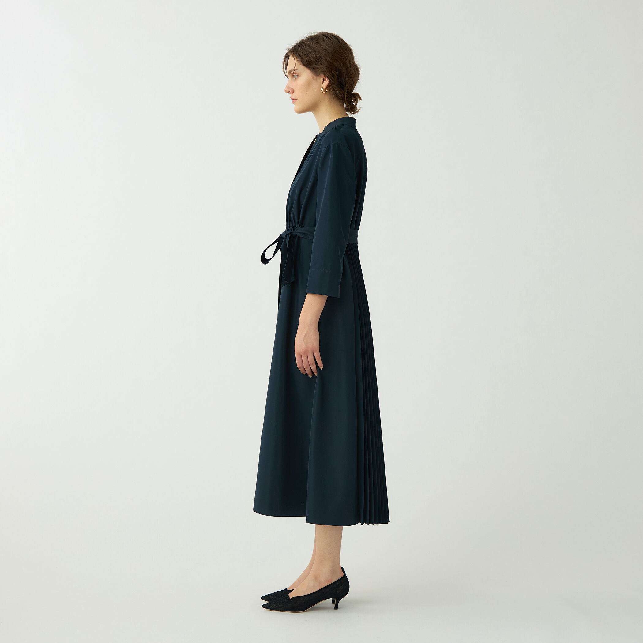 近年【新品未使用】トゥモローランド BODICE ロングワンピース プリーツ切替 プリーツコンビ シャツワンピース｜トゥモローランド 公式サイト