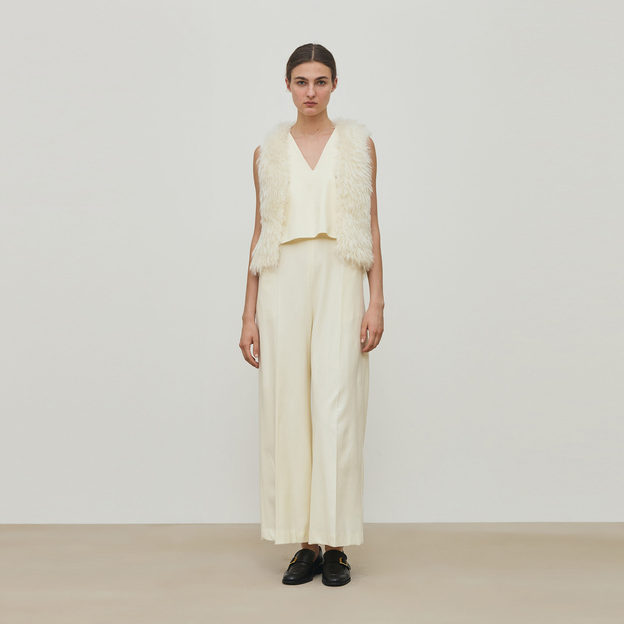 ベビーキッドモヘヤ Vネックベスト｜トゥモローランド 公式通販