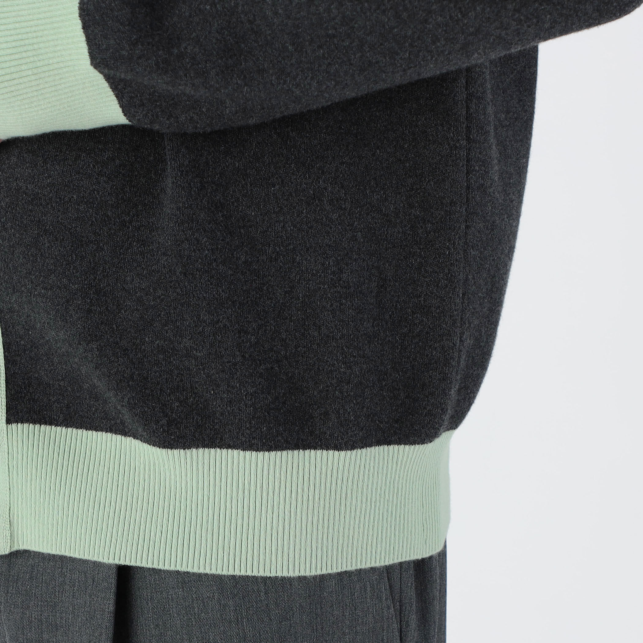 CABaN コットンカシミヤ バイカラーVネックカーディガン