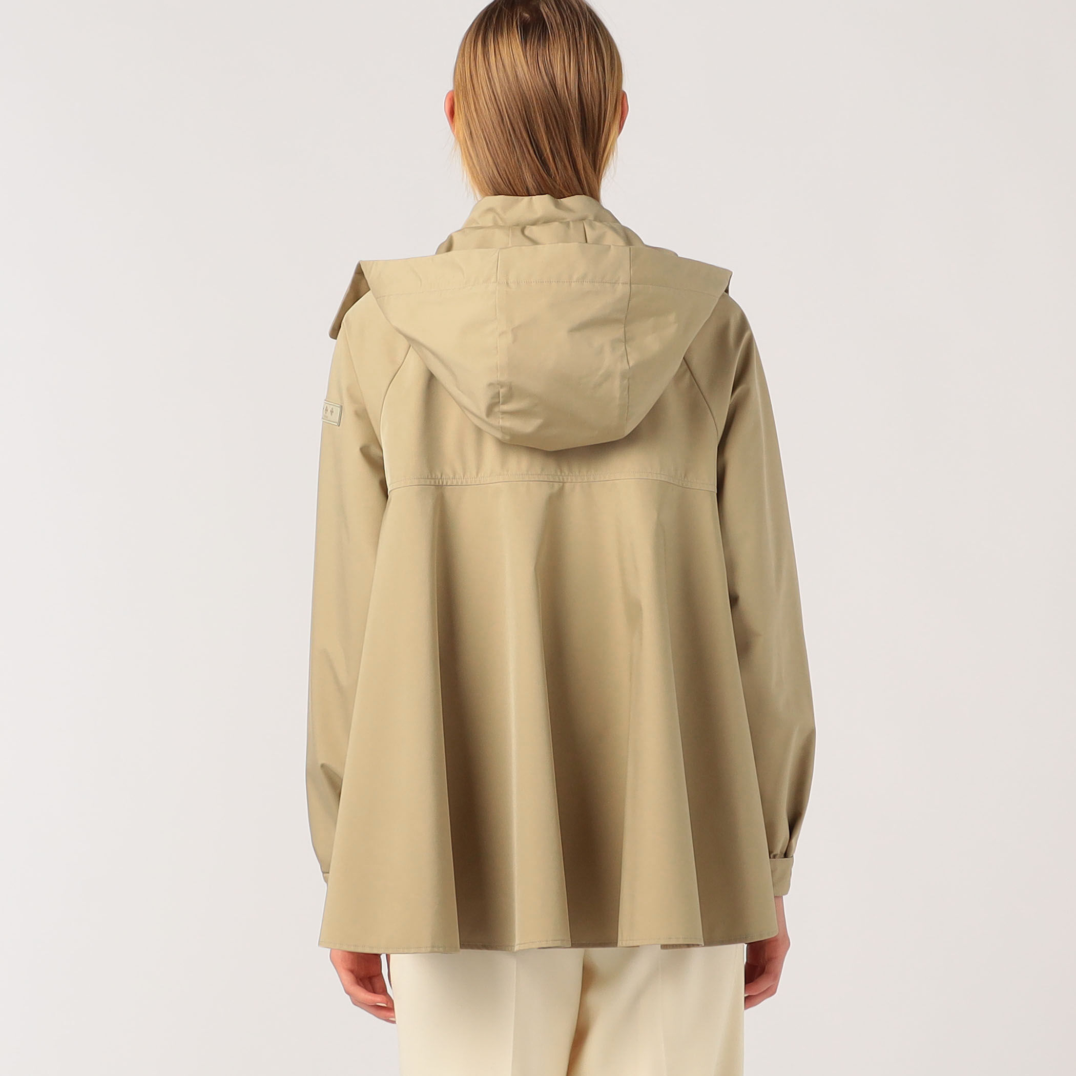 別注】TATRAS NARA フードブルゾン｜トゥモローランド 公式通販