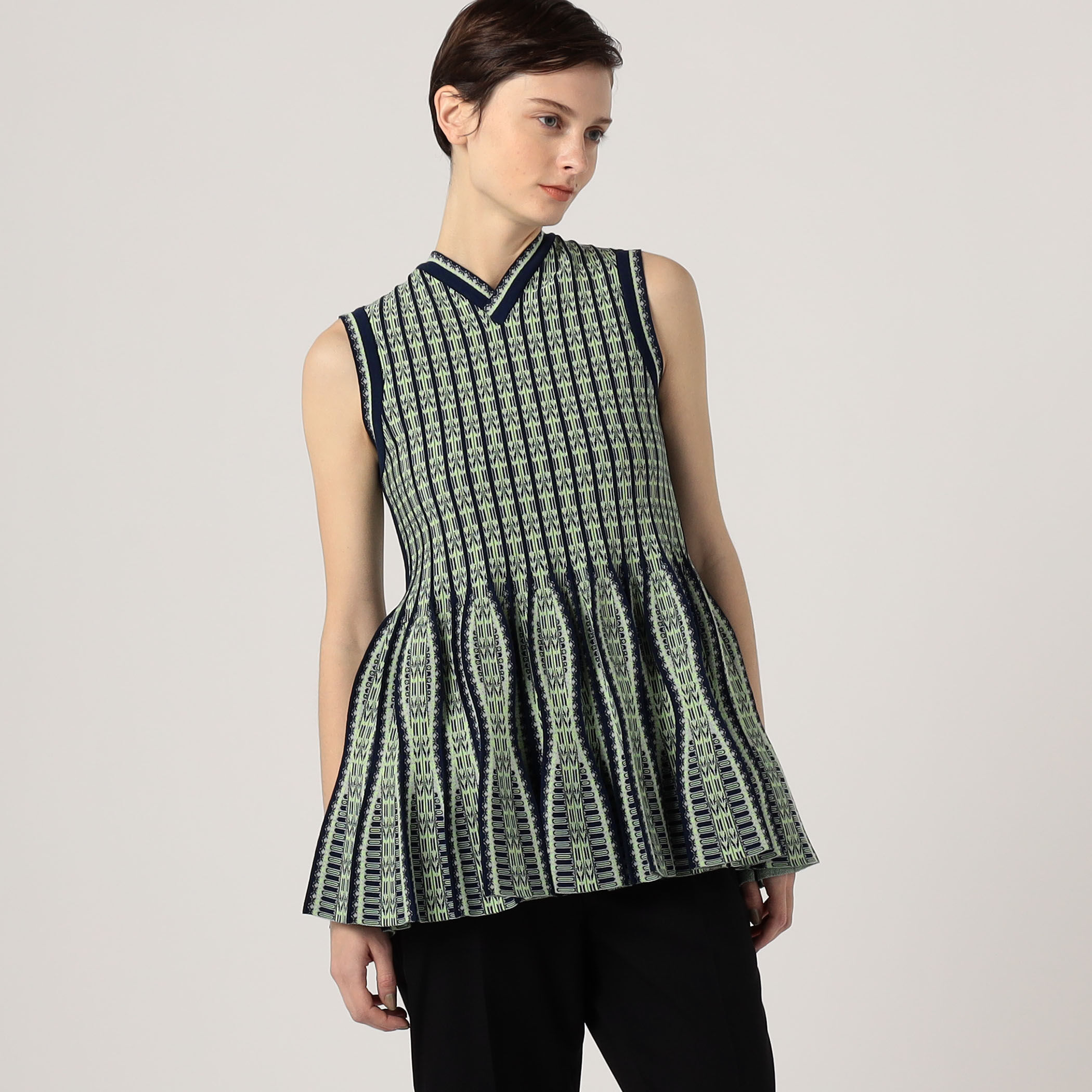 Mame Kurogouchi Lantern Knitted Volume Top｜トゥモローランド