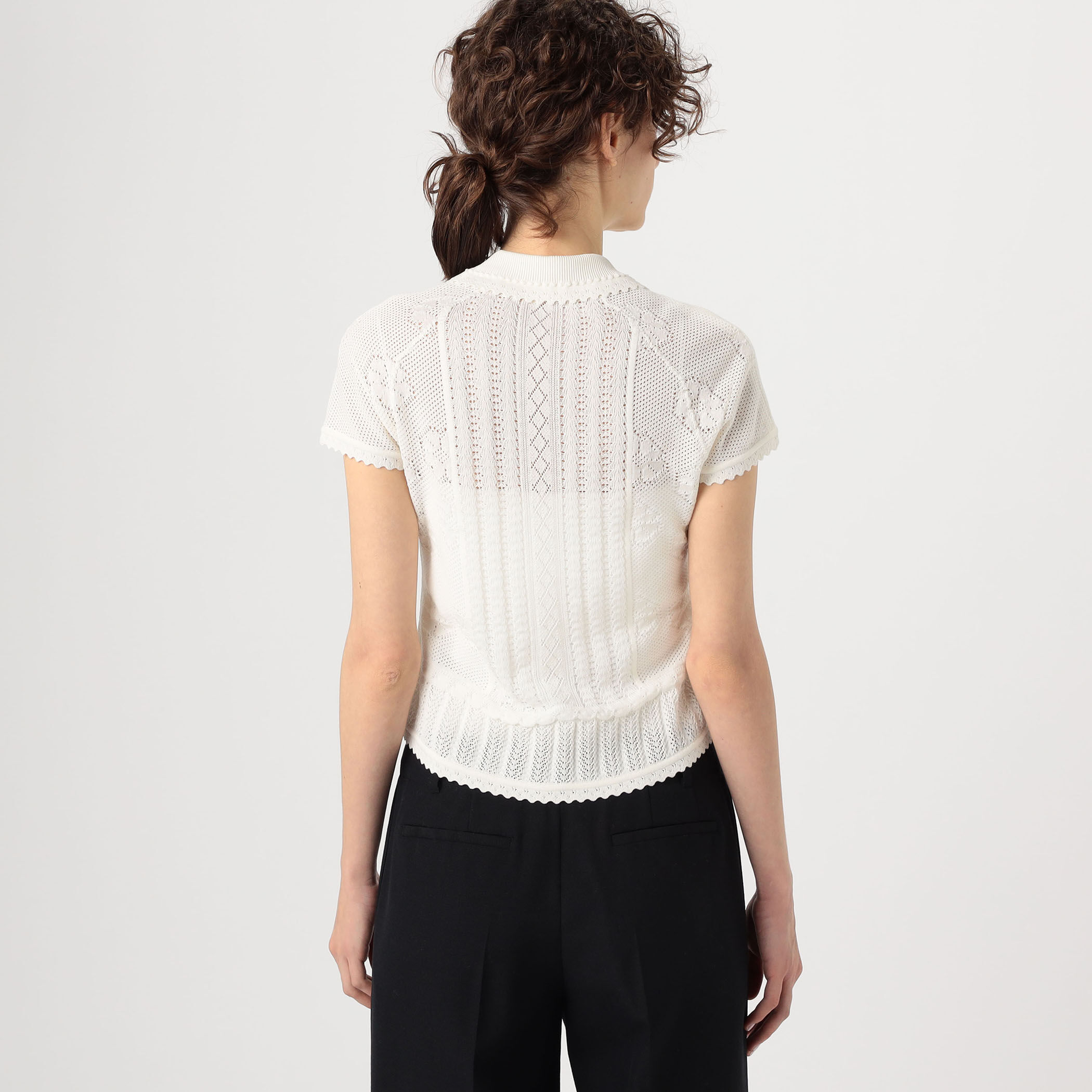 Mame Kurogouchi】 Curved Pleated Shirt / Curved Pleated