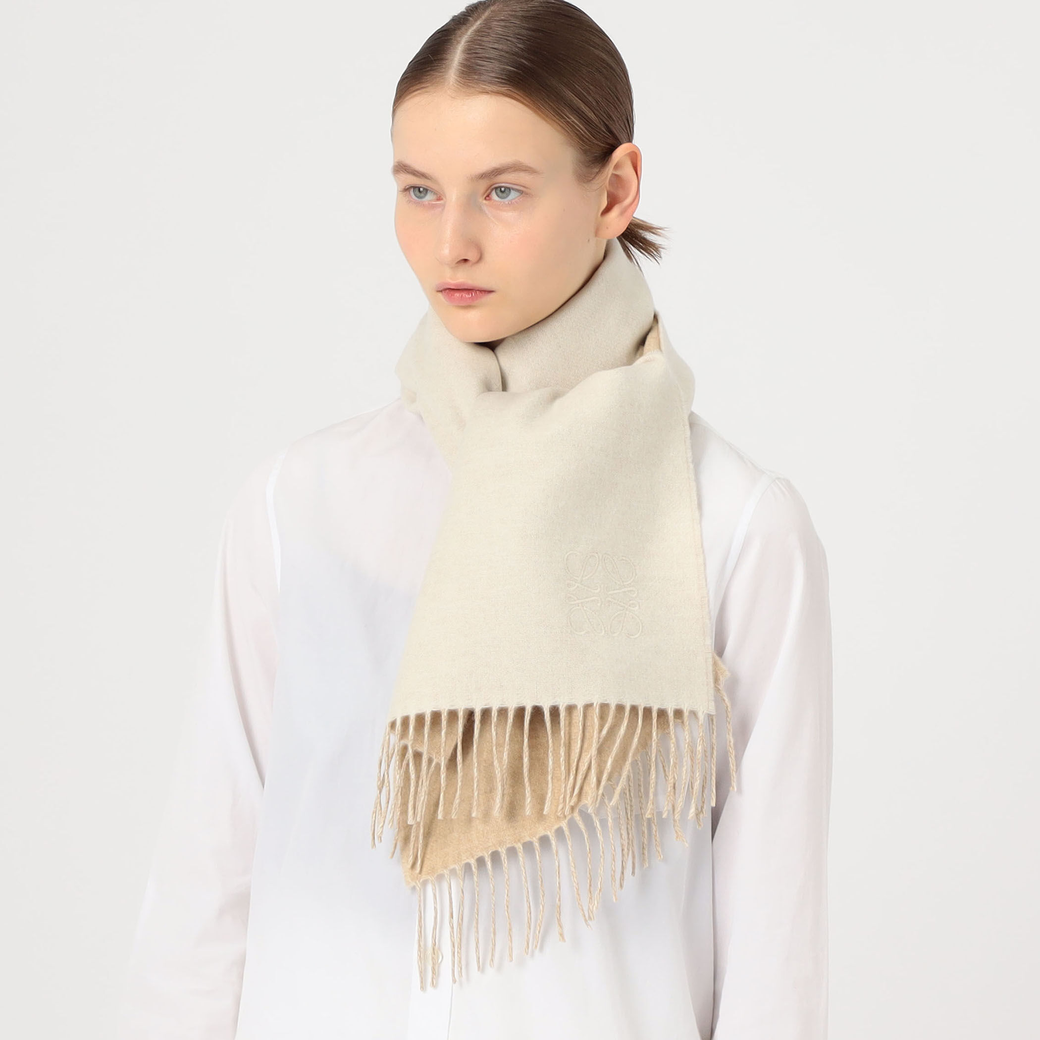 LOEWE バイカラーアナグラムストール｜トゥモローランド 公式通販