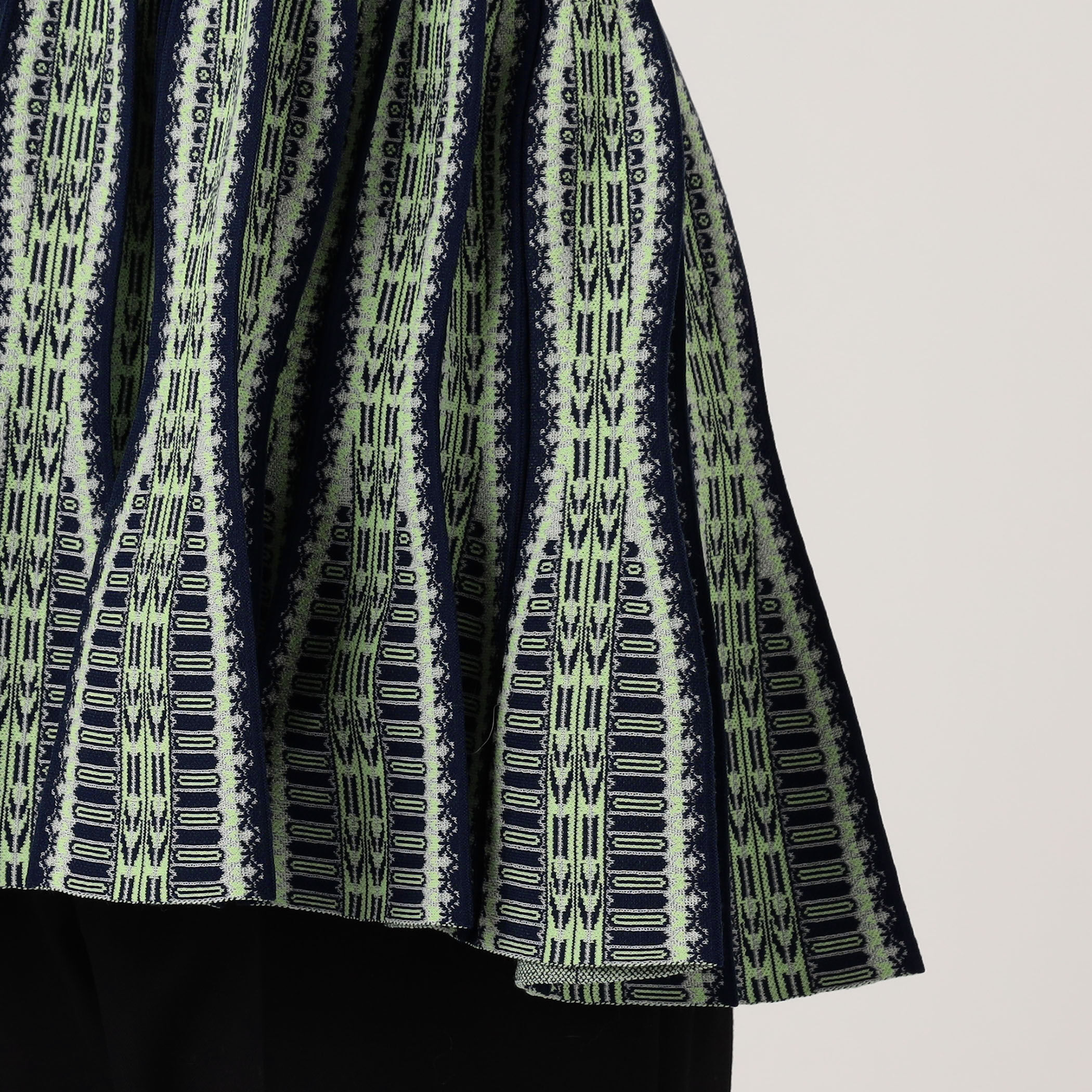 Mame Kurogouchi Lantern Knitted Volume Top｜トゥモローランド