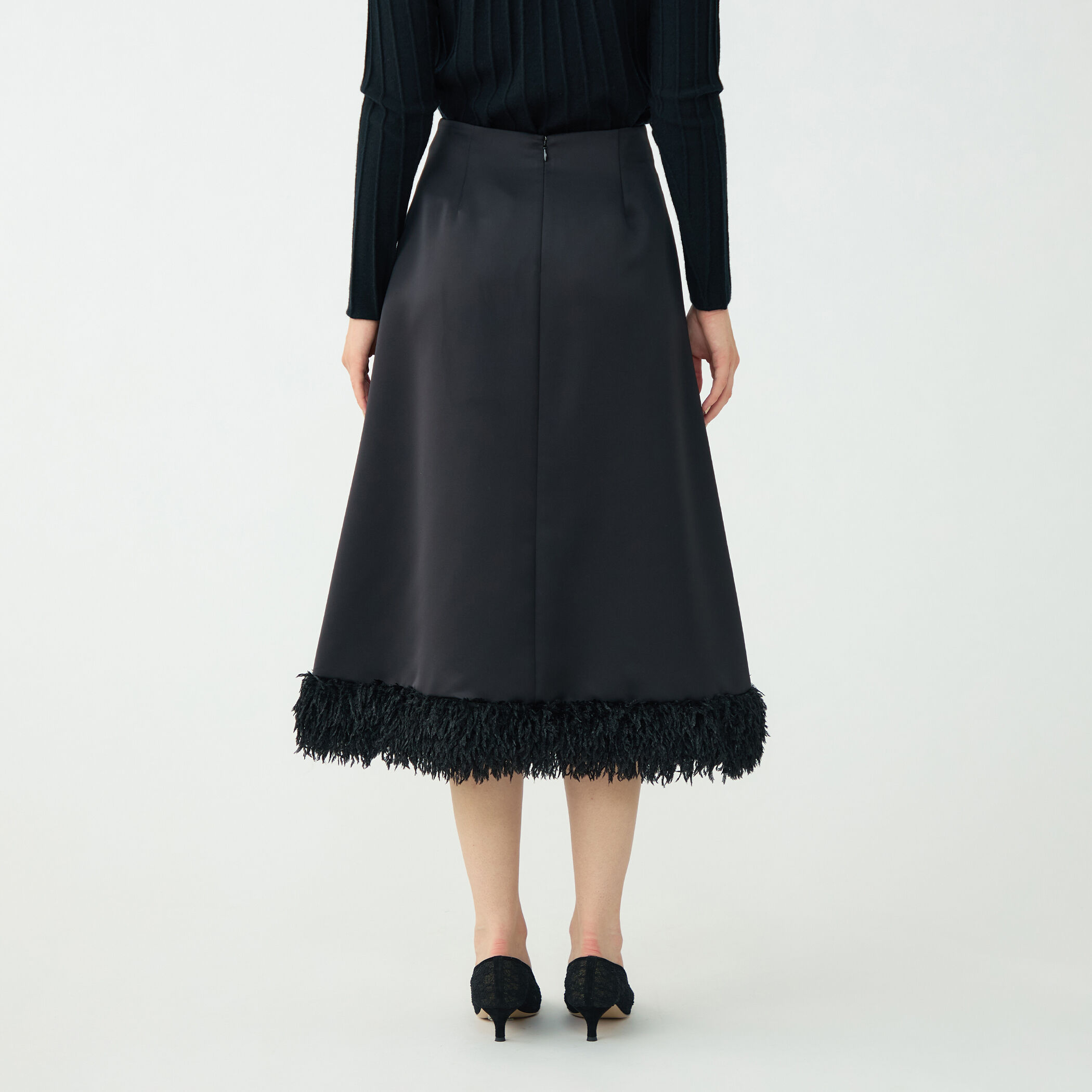 フェザーコンビ トラペーズロングスカート｜トゥモローランド 公式通販