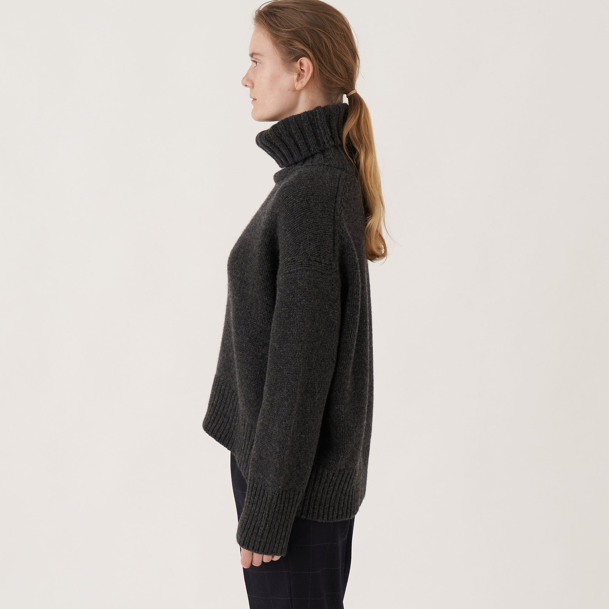 トゥモローランド　GALERIE VIE タートルネックプルオーバー ファインウール タートルネックプルオーバー｜トゥモローランド 公式通販