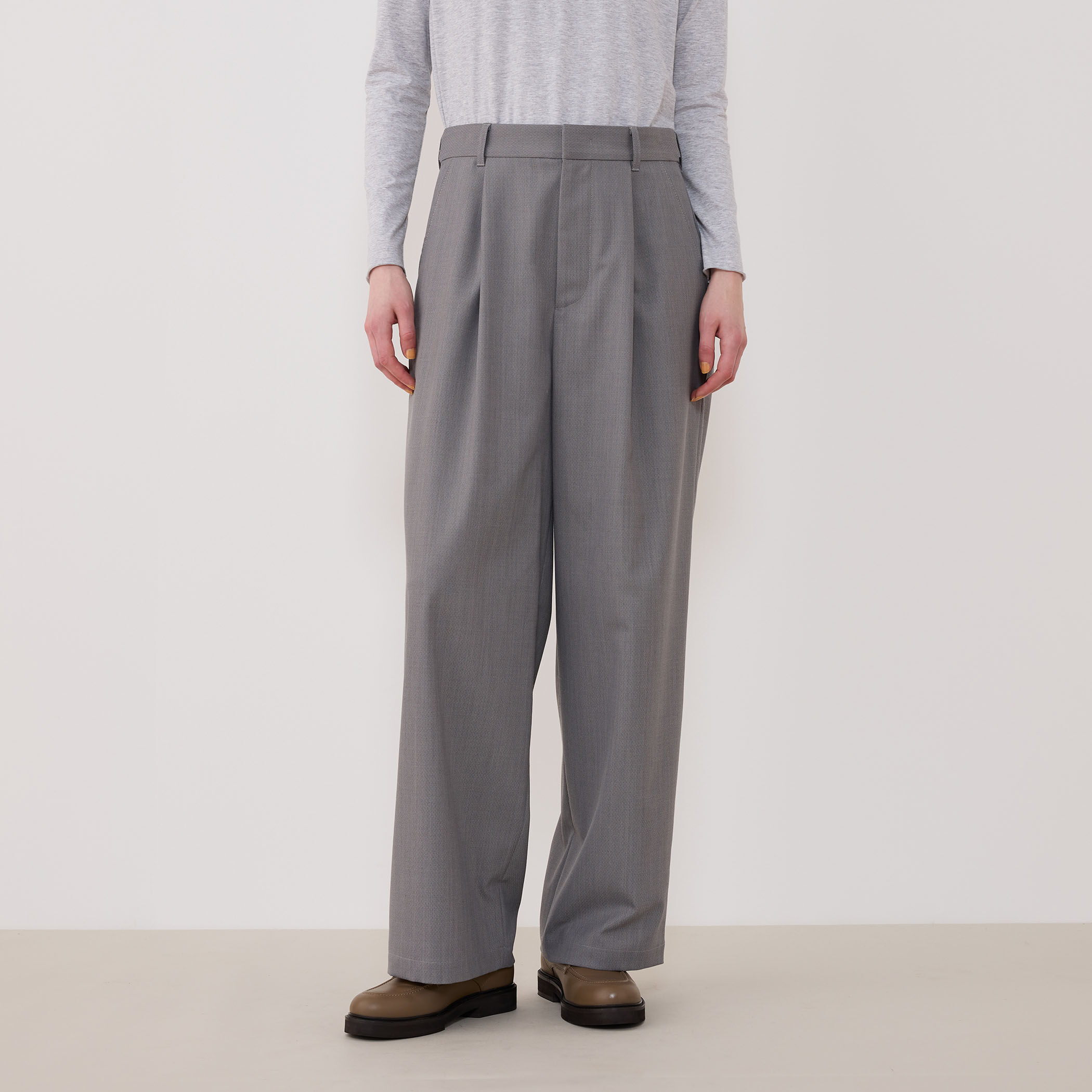 クレープウールストレッチ ストレートパンツ｜トゥモローランド 公式通販