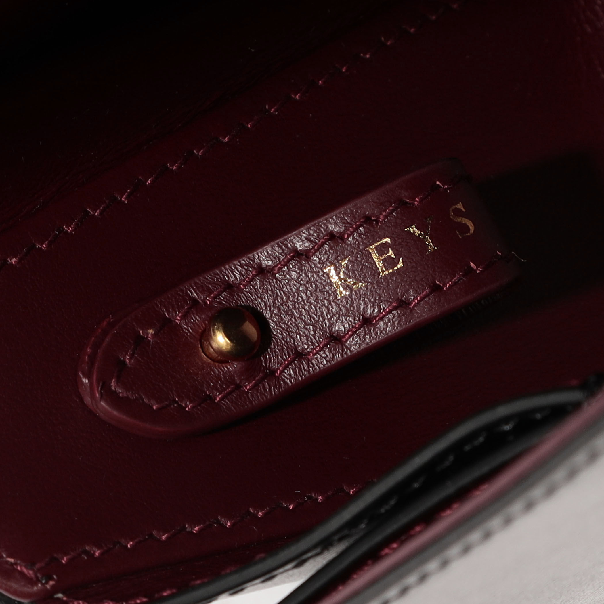 美品 ANYA HINDMARCH クラッチ パーティバッグ パイソン がま口 新品未使用 アニヤハインドマーチ クラッチバッグ ジップトップ