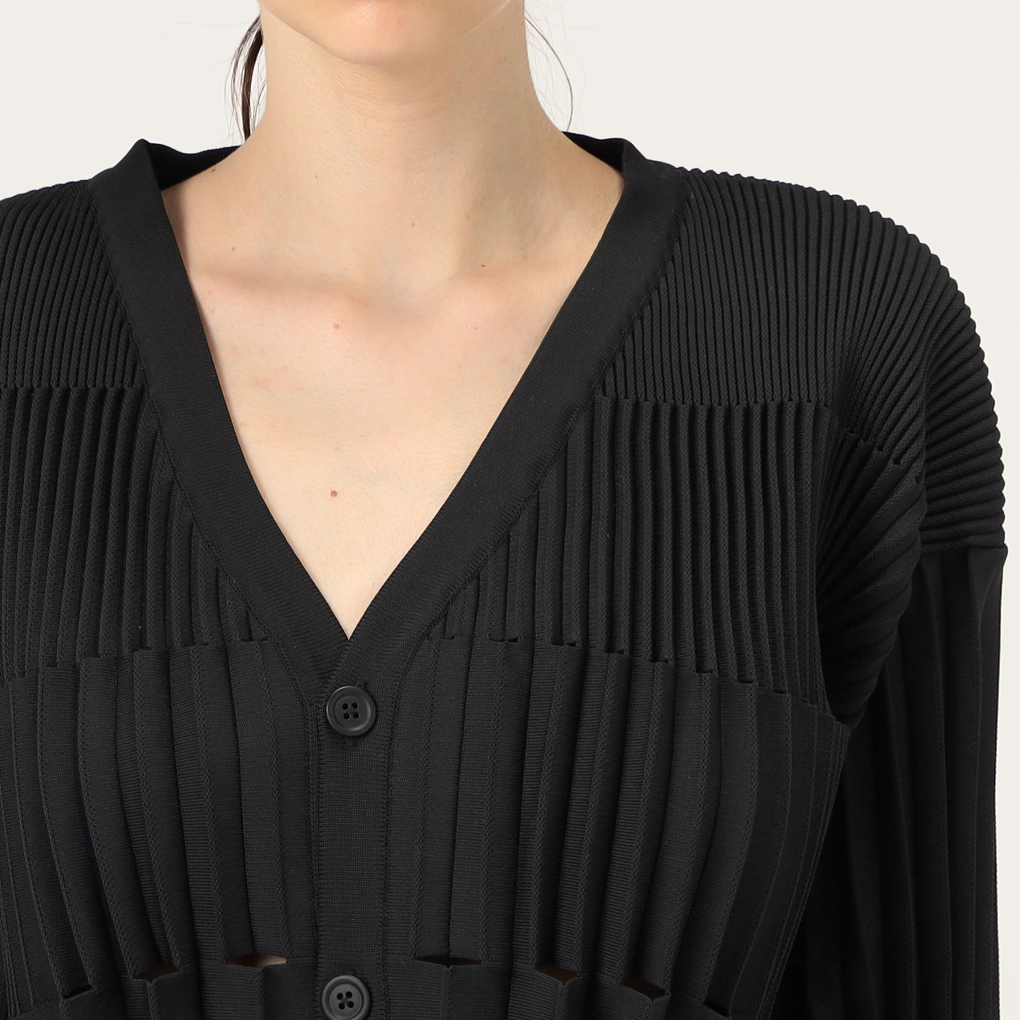 CFCL ACCORDION CROPPED CARDIGAN｜トゥモローランド 公式通販