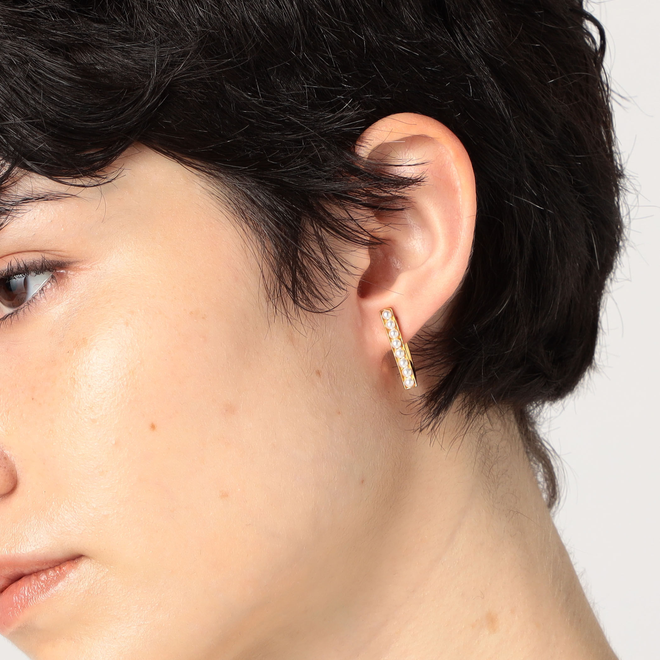 別注】januka Pearl イヤリング｜トゥモローランド 公式サイト