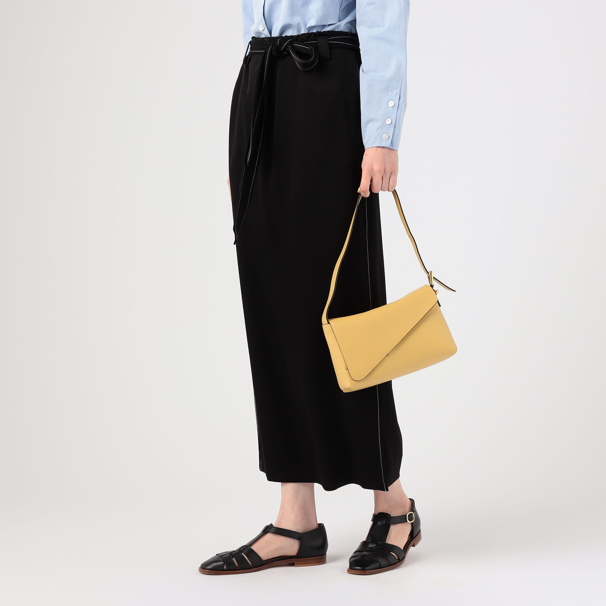 完売必至★WANDLER オスカー トランク ショルダーバッグ BLACK WANDLER(ワンドラー)のOscar Trunk Medium通販 | 集英社HAPPY