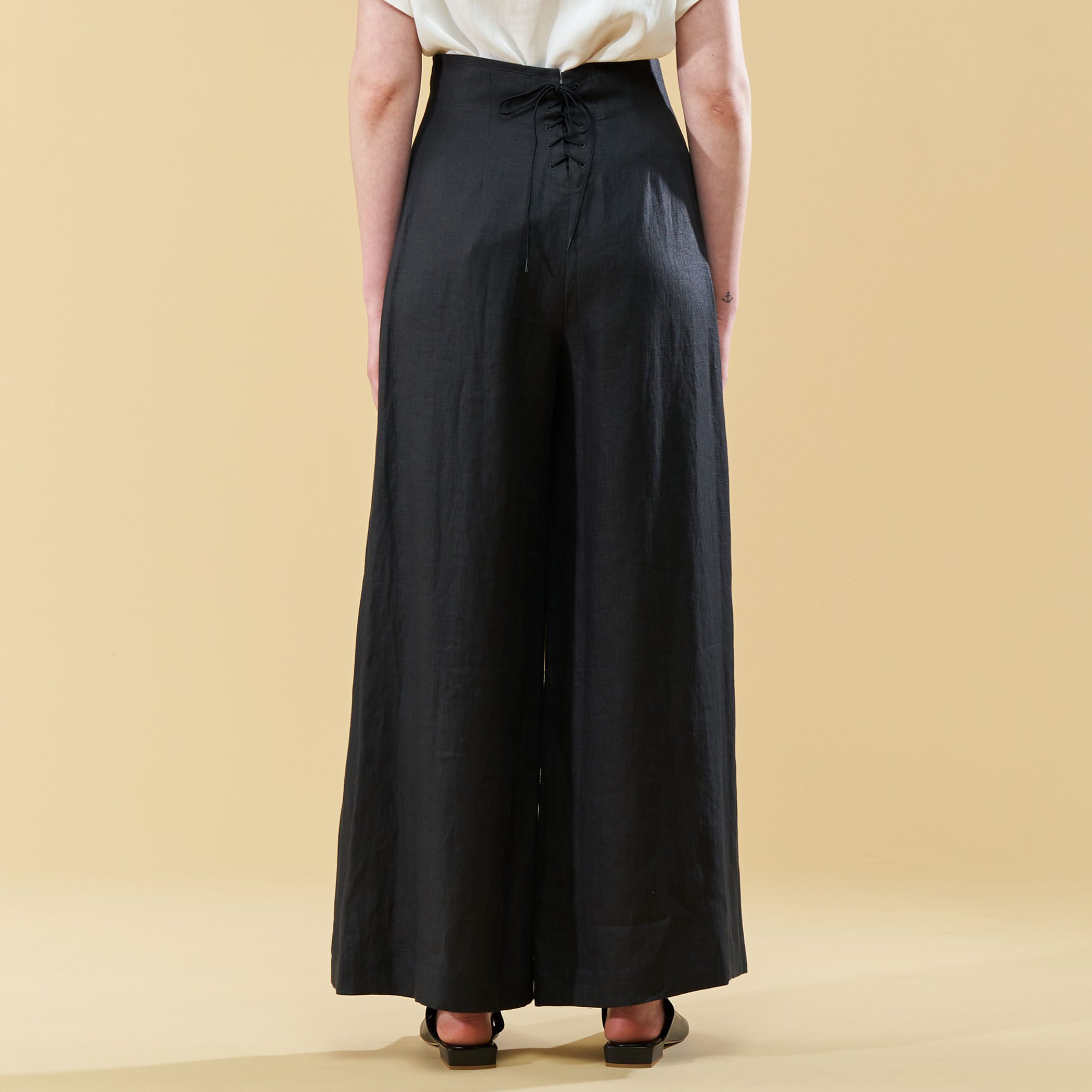 【上品シンプル♪】HERMES★ハイウエストパンツ item63a01149d5327.jpg?sw=805&