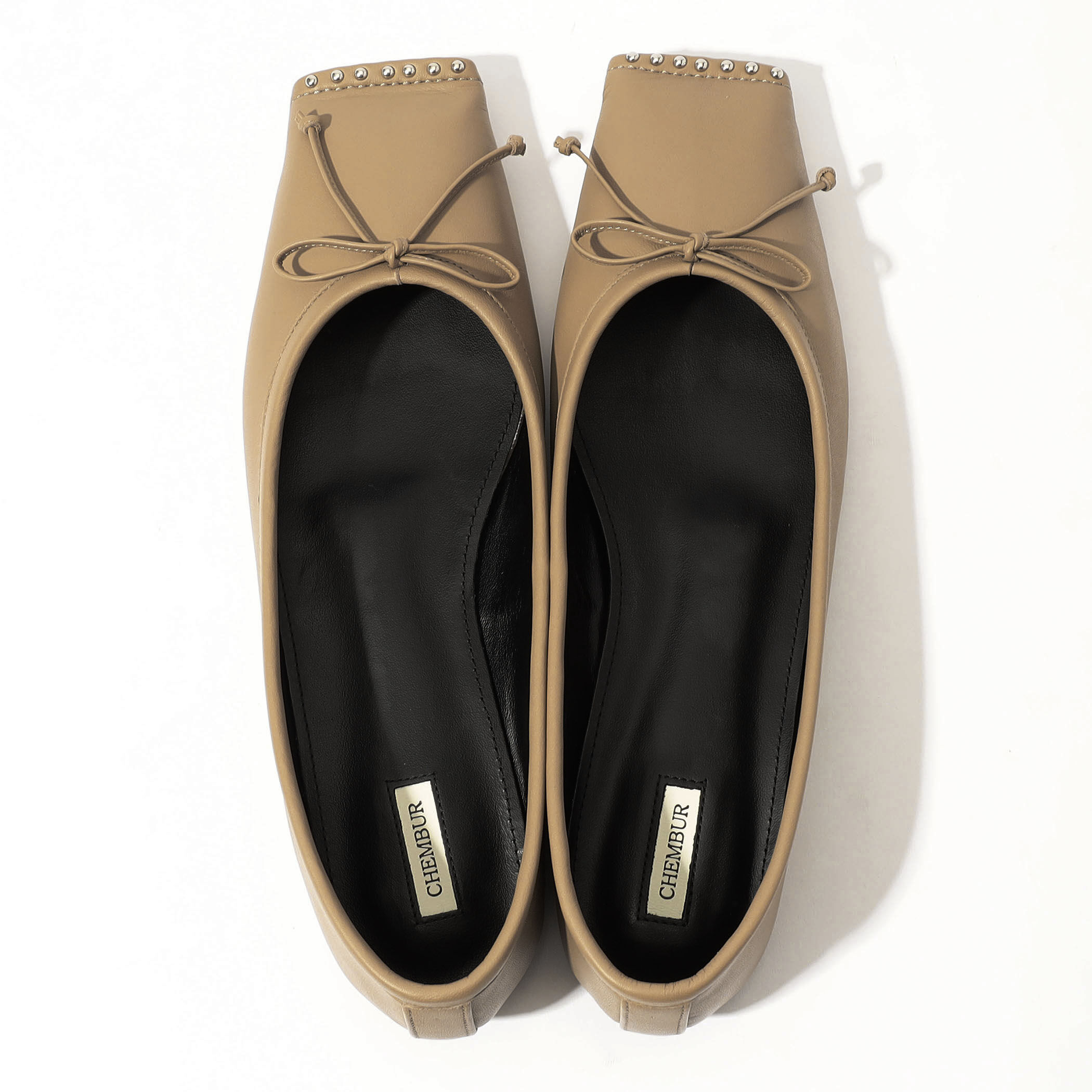 CHEMBUR SQ FLAT STUDS BALLET シューズ｜トゥモローランド 公式サイト