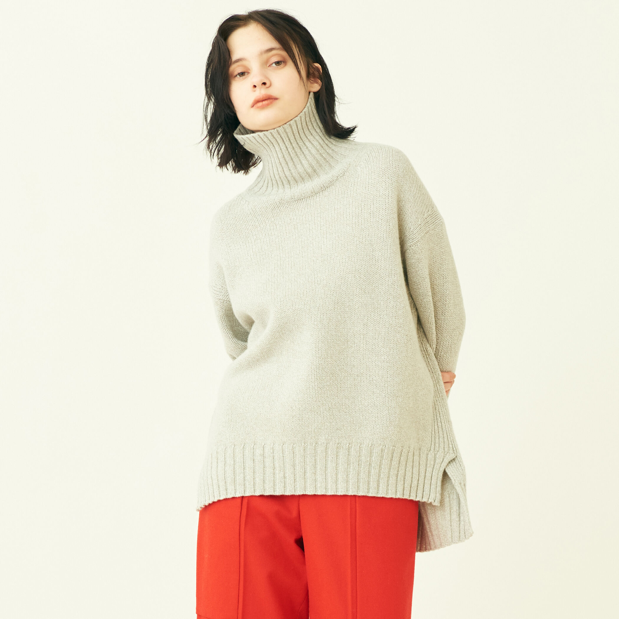 【18％OFF】 ラムカシミヤ 公式通販 タートルネックプルオーバー｜トゥモローランド トップス