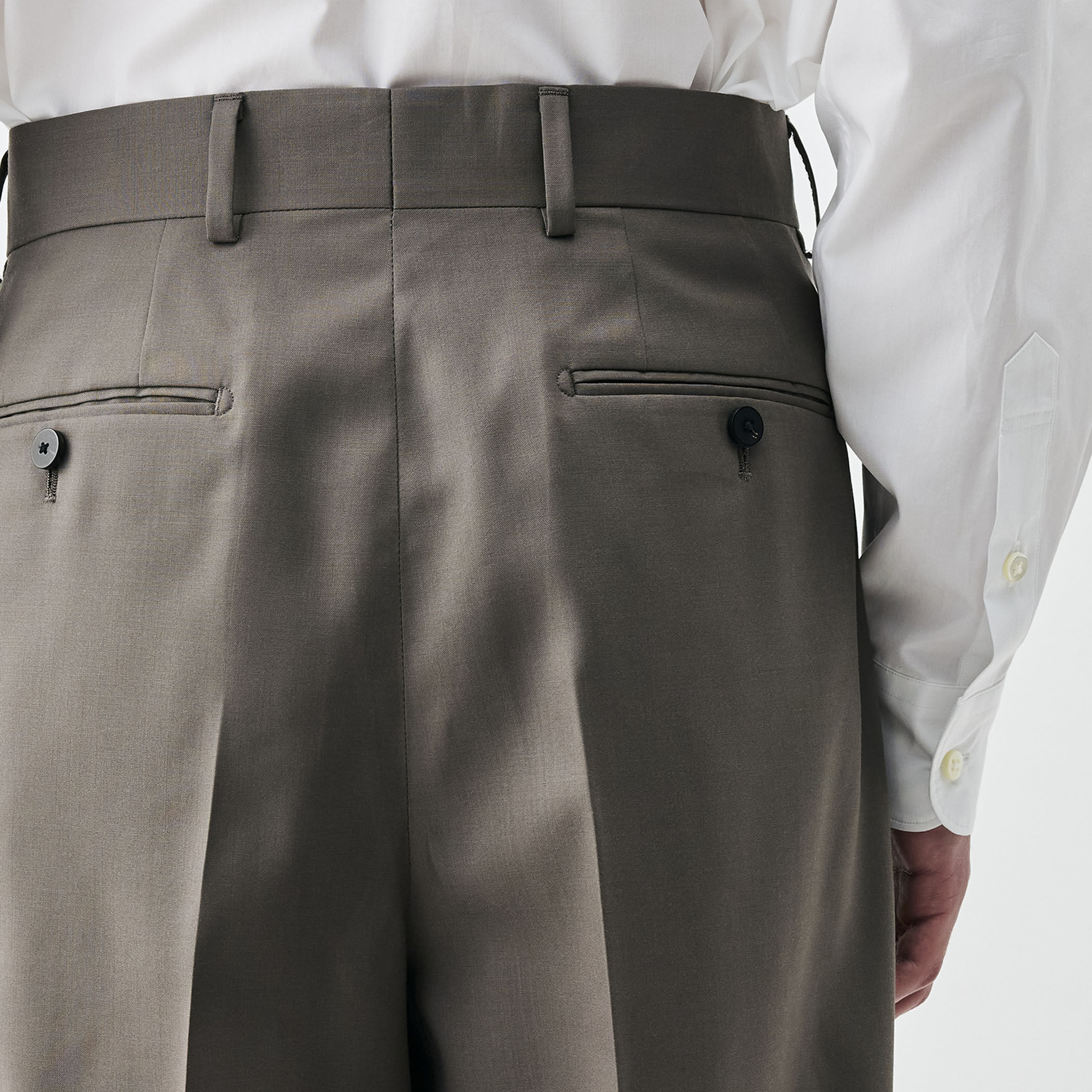 Super120's ウォッシャブルウール スラックス｜トゥモローランド 公式通販