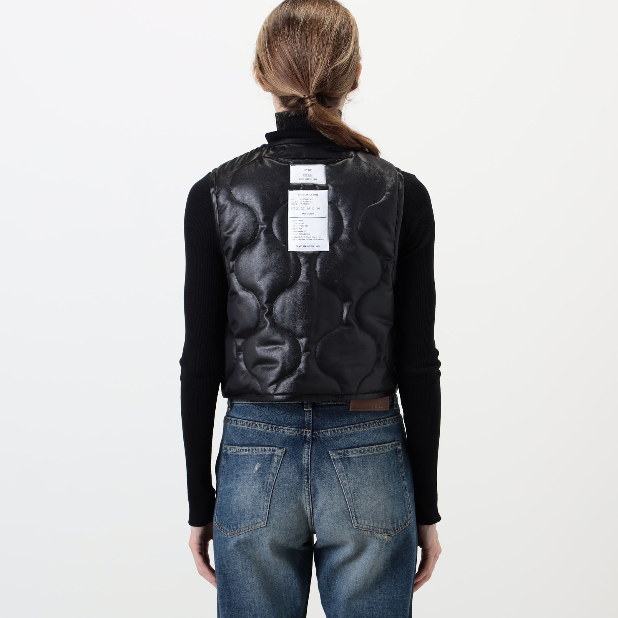 HYKE FAUX LEATHER QUILTED CROPPED VEST フェイクレザー キルトベスト