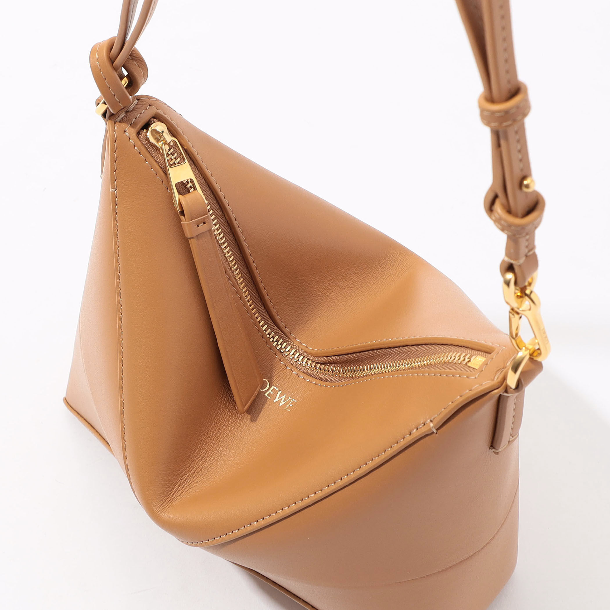 LOEWE☆パズルフォルドポーチ ウォームデザート (LOEWE