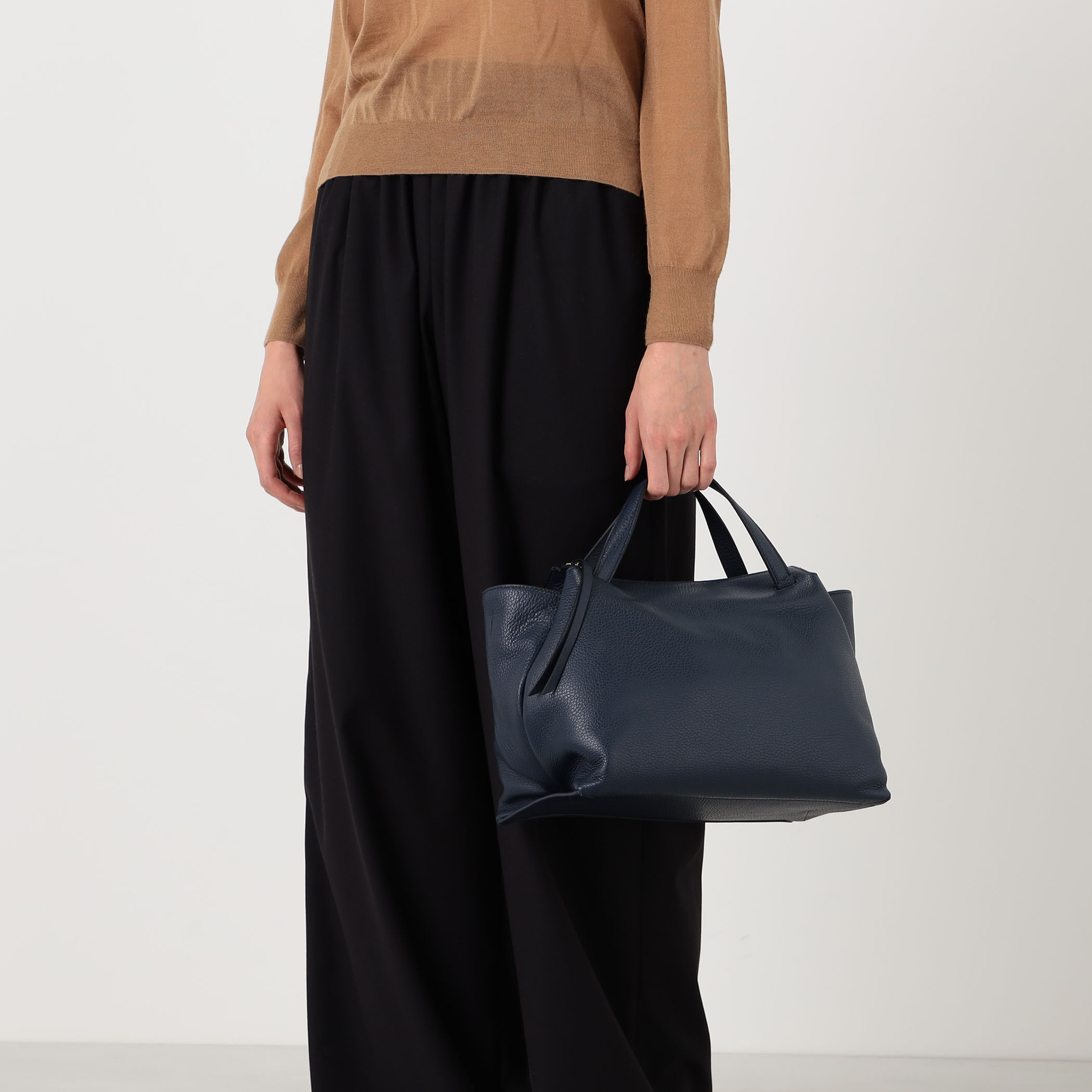 GIANNI CHIARINI ORIGAMI ショルダーバッグ｜トゥモローランド 公式サイト
