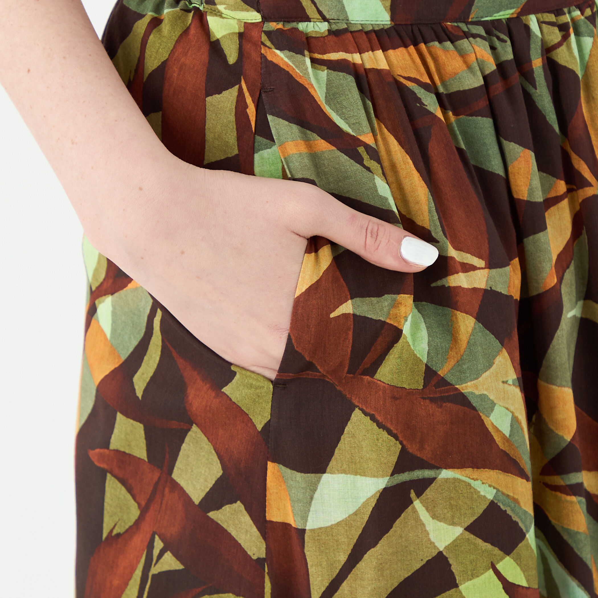 スタックリーフプリント ロングギャザースカート｜トゥモローランド