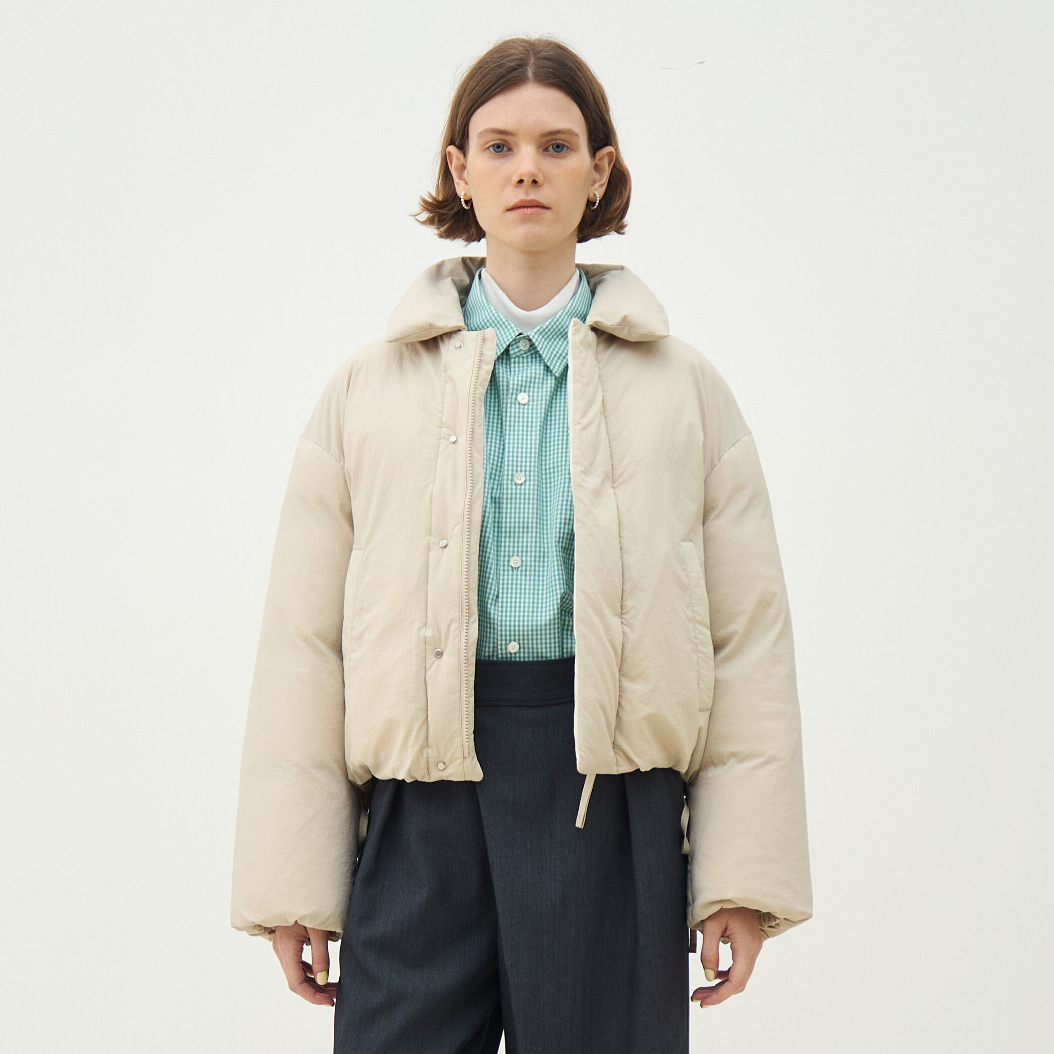 ナイロンストレッチ ダウンジャケット｜トゥモローランド 公式通販