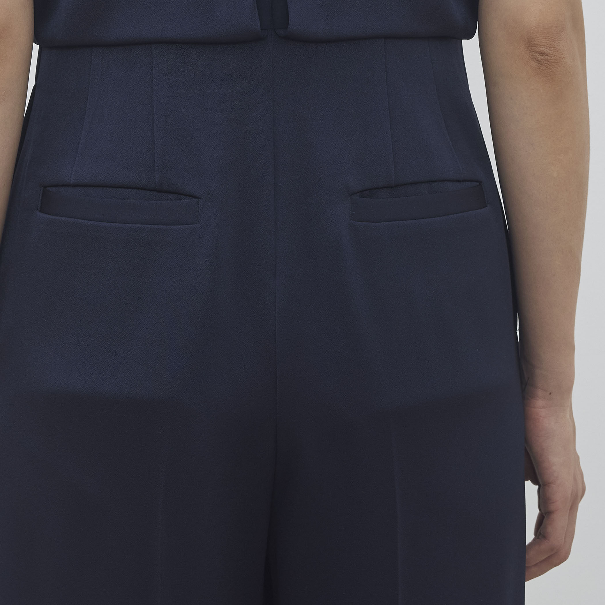 サテンジョーゼット セミマーメイドスカート｜トゥモローランド 公式通販