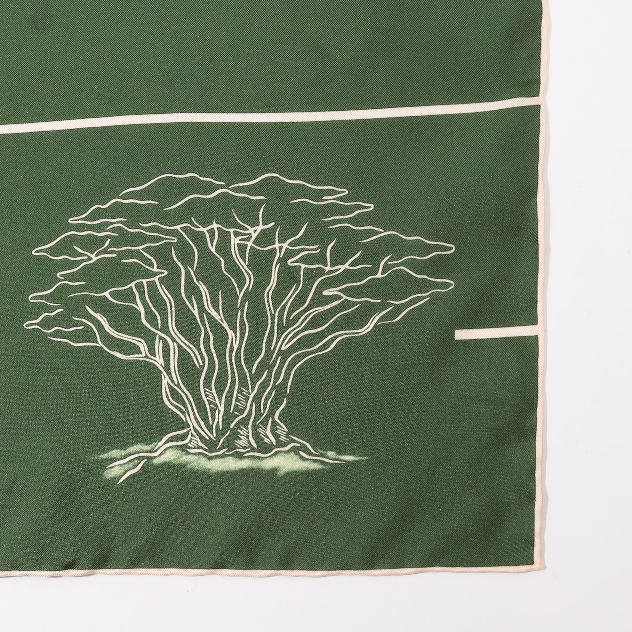 sense the pebble Cypress Tree シルクスカーフ｜トゥモローランド