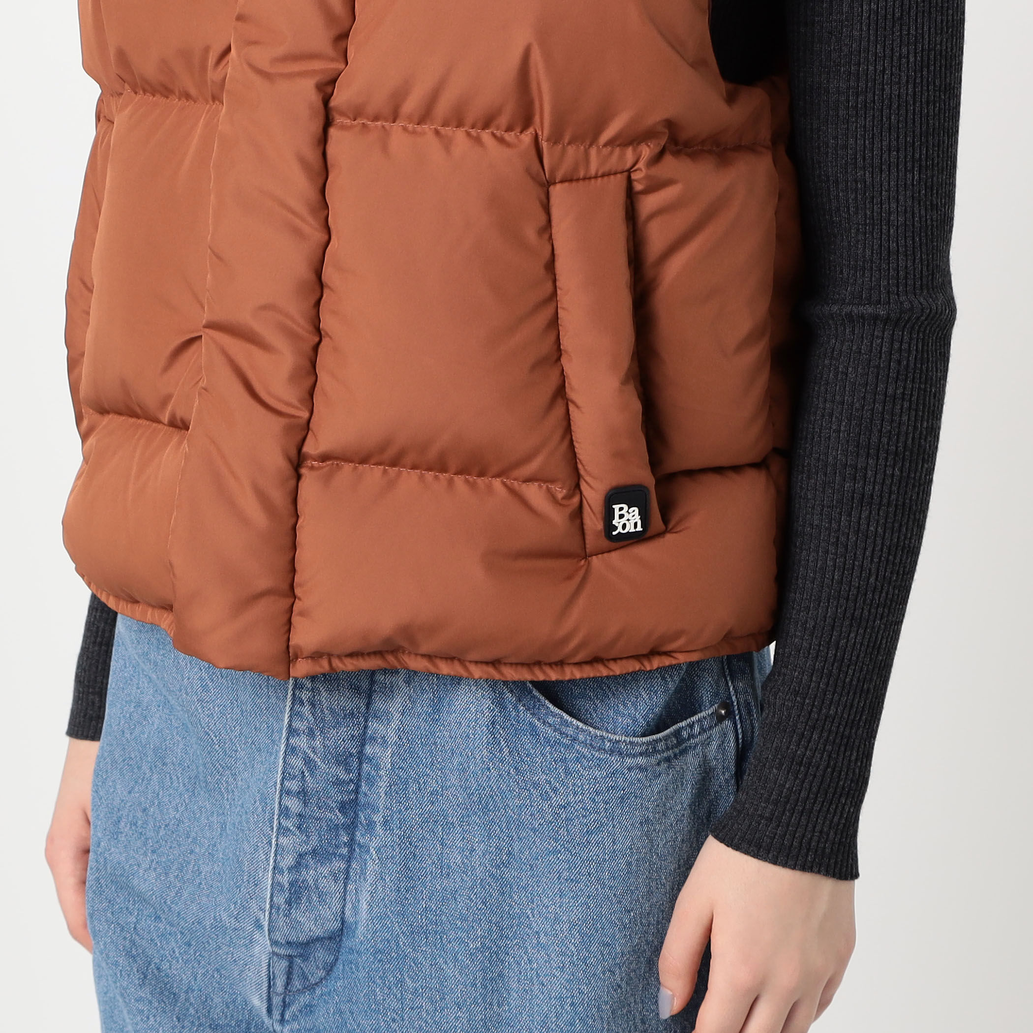 Bacon ダウンベスト｜トゥモローランド 公式通販