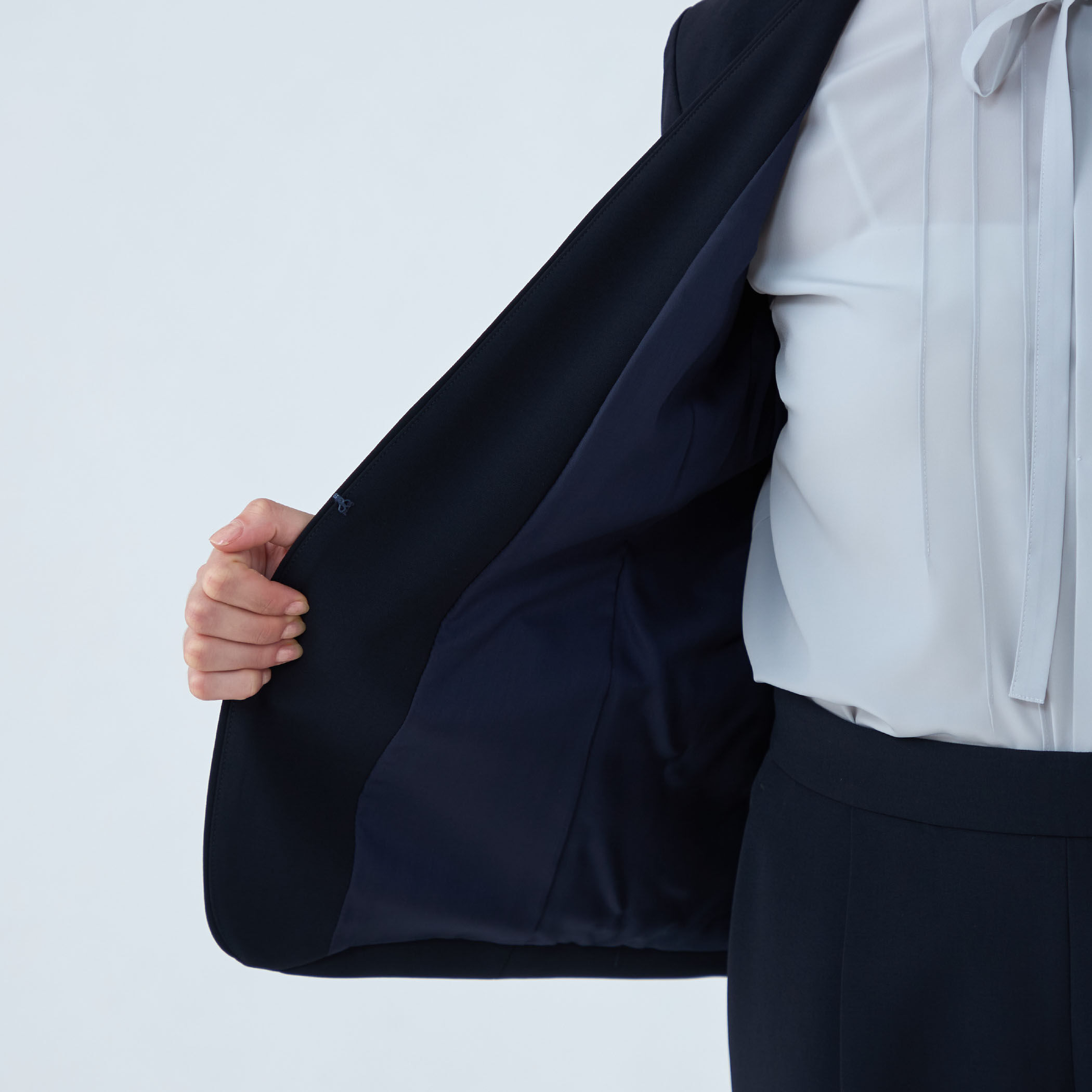 ドライダブルクロス ノーカラージャケット｜トゥモローランド 公式通販