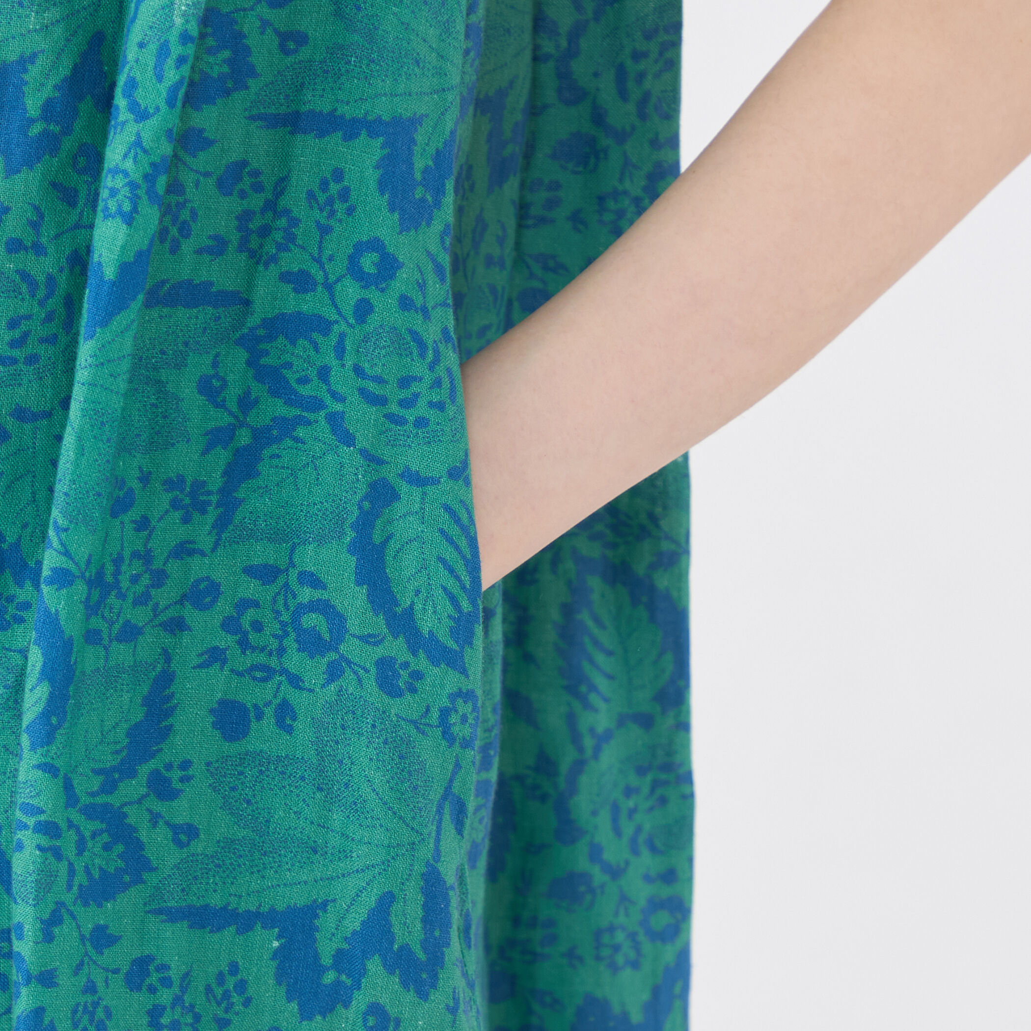 リネンプリント ノースリーブワンピース｜トゥモローランド 公式通販