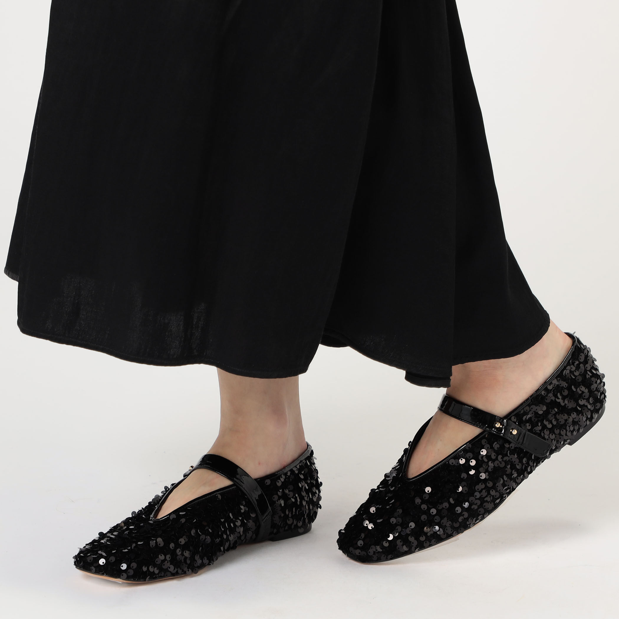 HENRI EN VARGO MATHILDE フラットシューズ｜トゥモローランド
