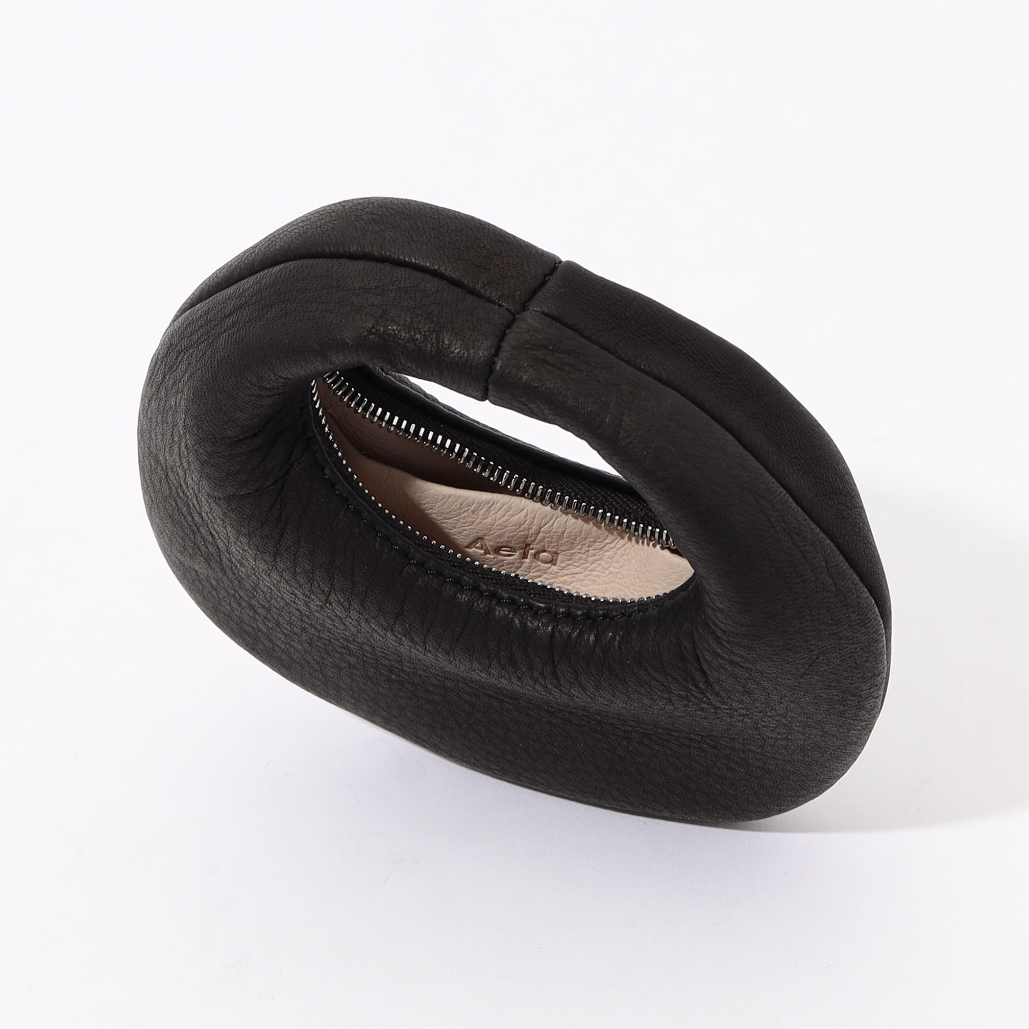 Aeta ROUND POUCH｜トゥモローランド 公式サイト
