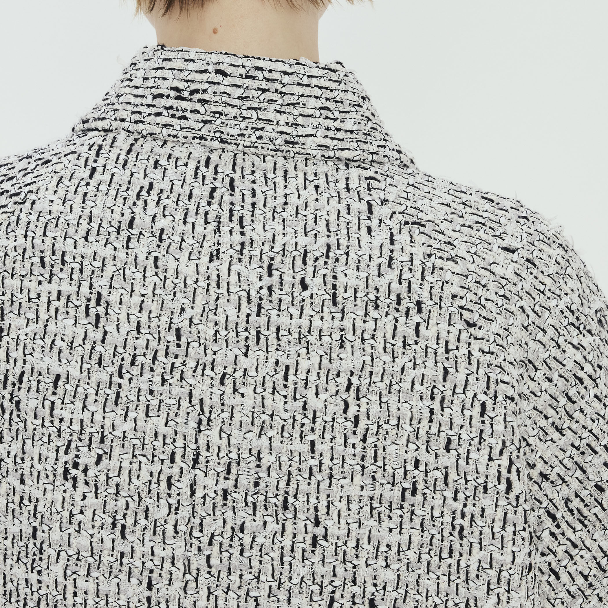 モノトーンツイード オーバーサイズカバーオール｜トゥモローランド