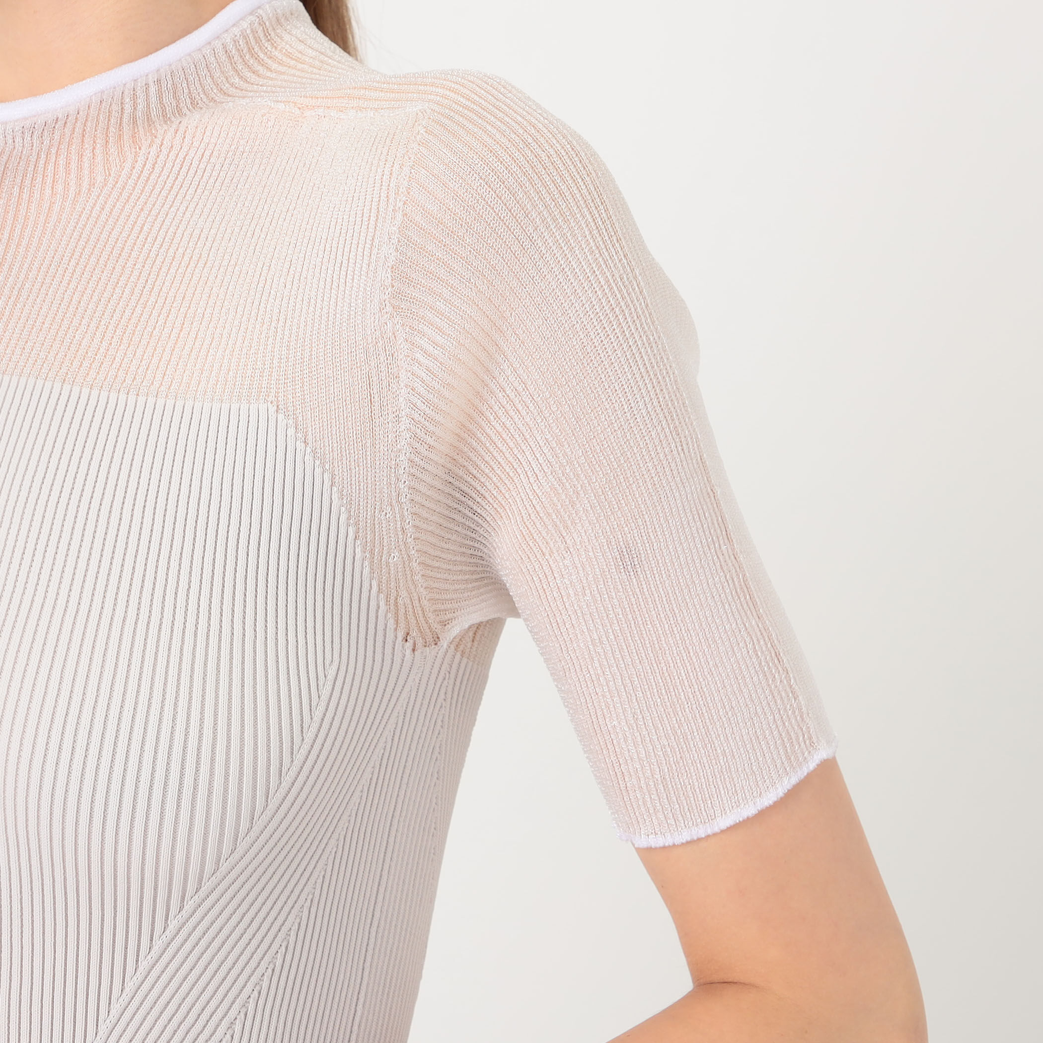 CFCL SHORT SLEEVE TOP ハーフスリーブプルオーバー｜トゥモローランド