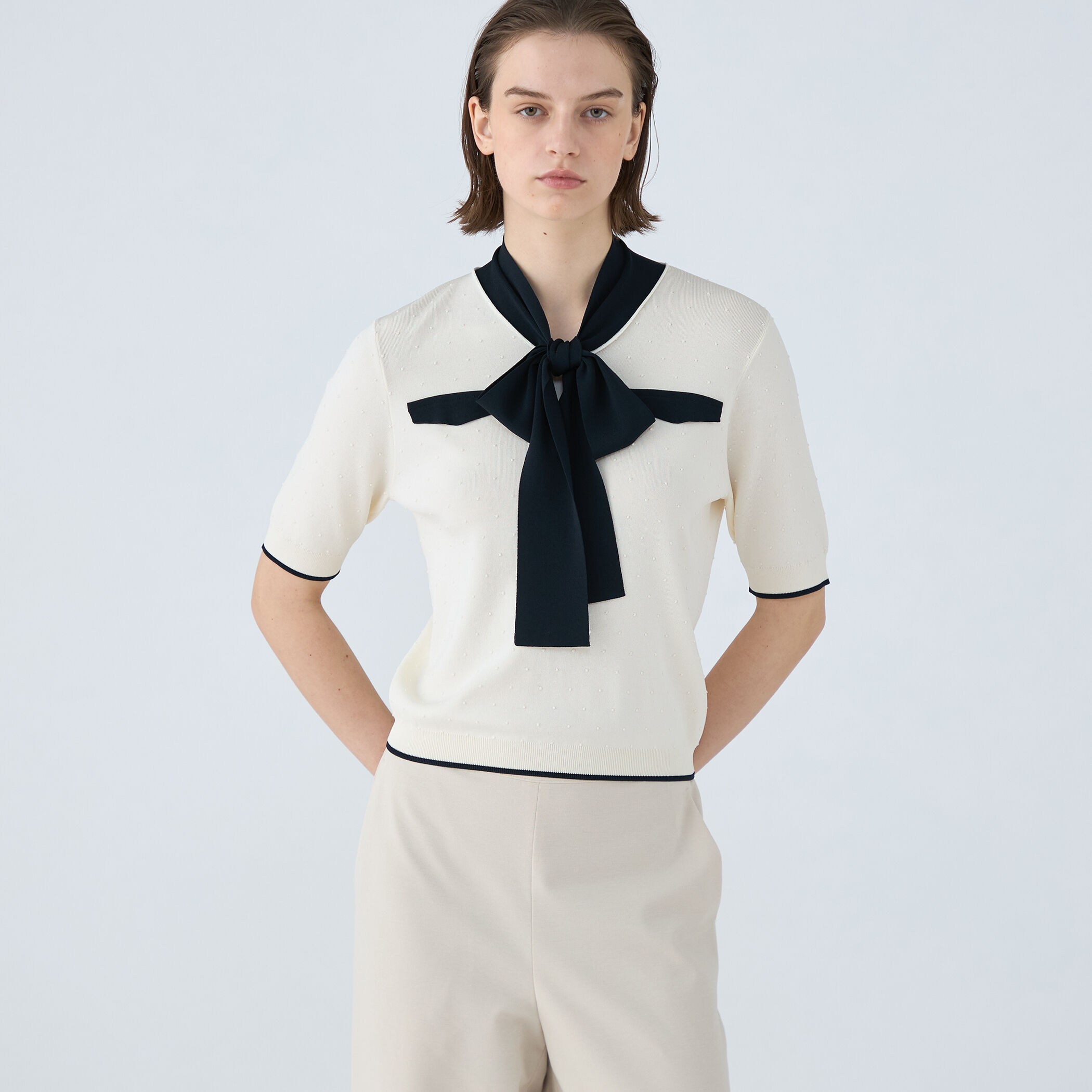 一部追加予約】ストレッチタックドット ボウタイプルオーバー