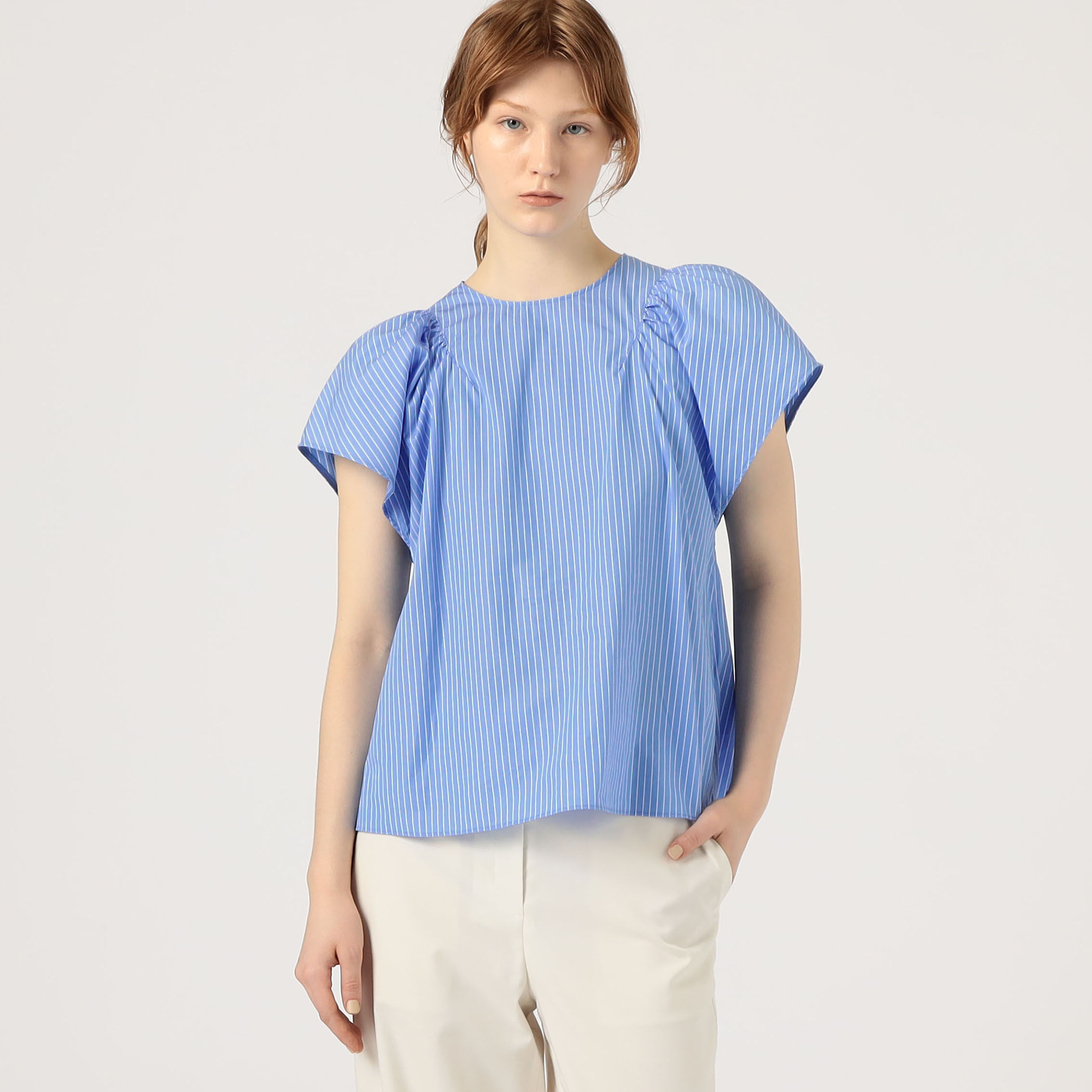 タイプライター フレアスリーブブラウス｜トゥモローランド 公式通販