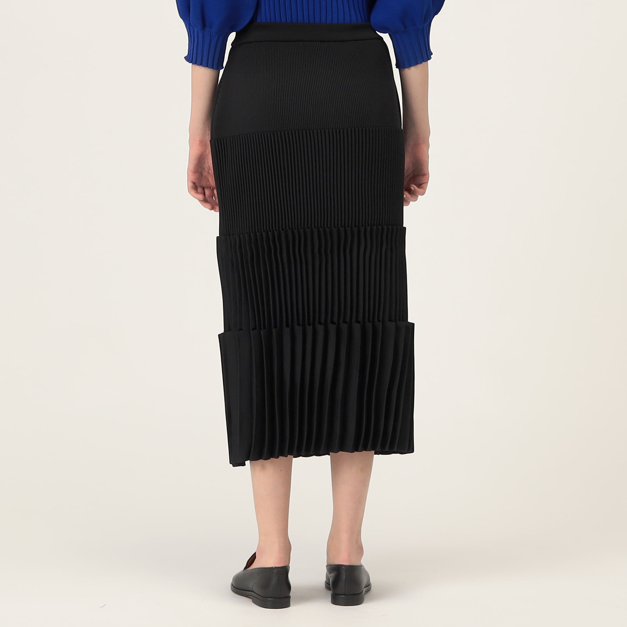 □CFCL ACCORDION SKIRT｜トゥモローランド 公式通販