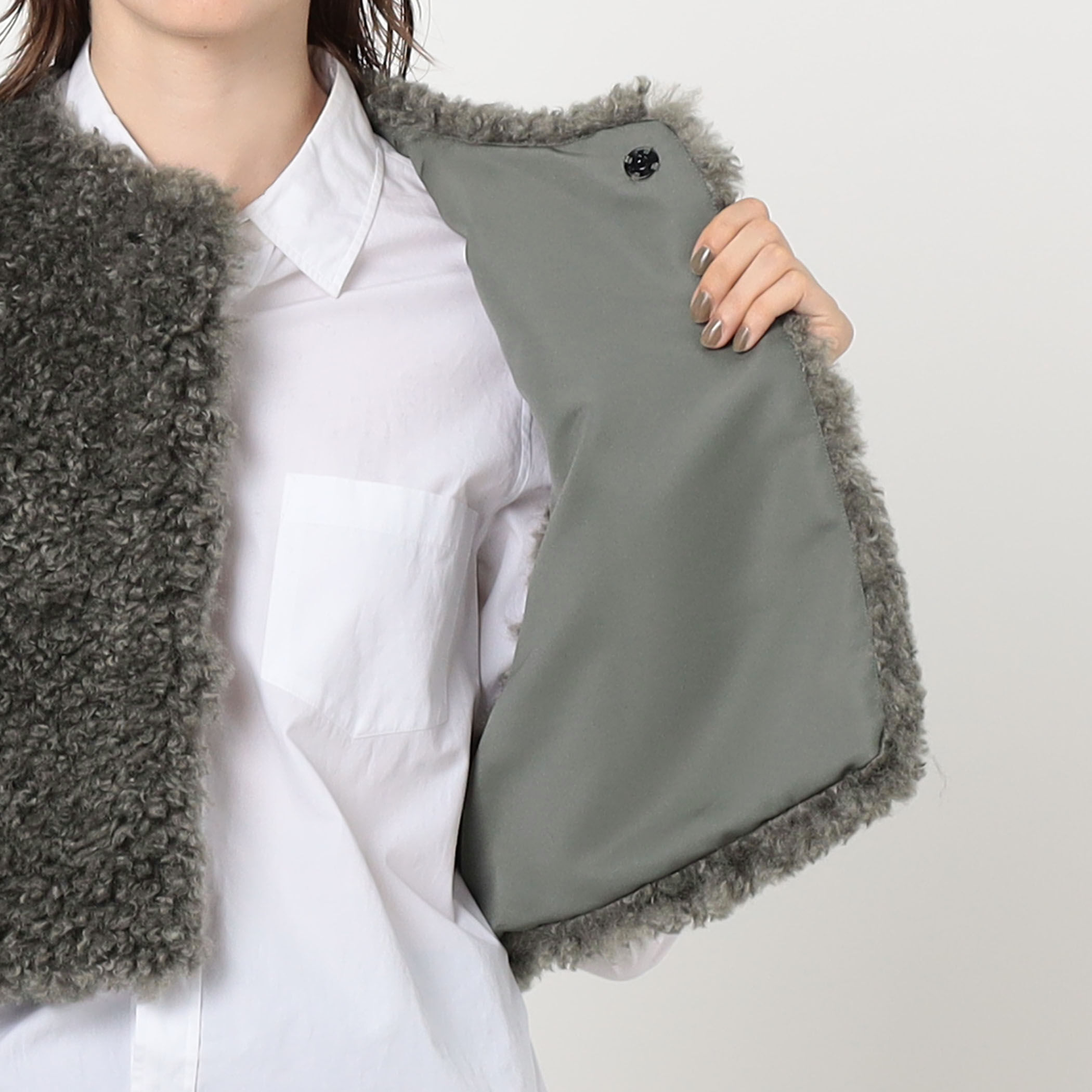 HYKE FAUX SHEARLING CROPPED VEST クロップドベスト