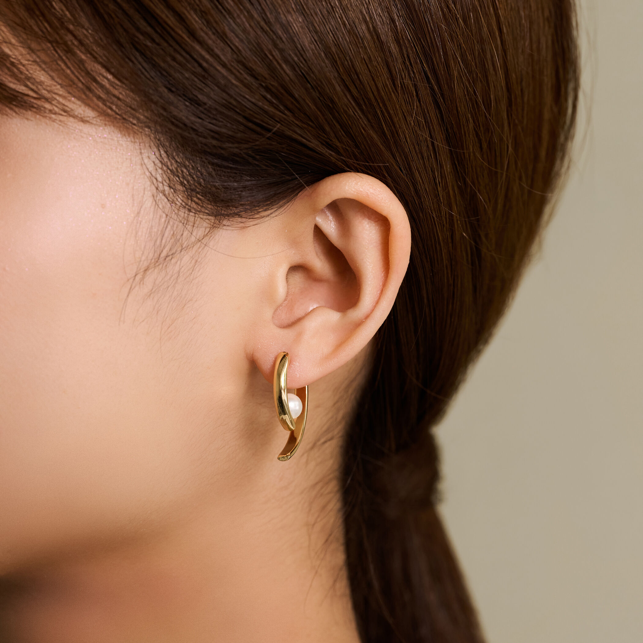 別注】januka Pearl ピアス｜トゥモローランド 公式サイト