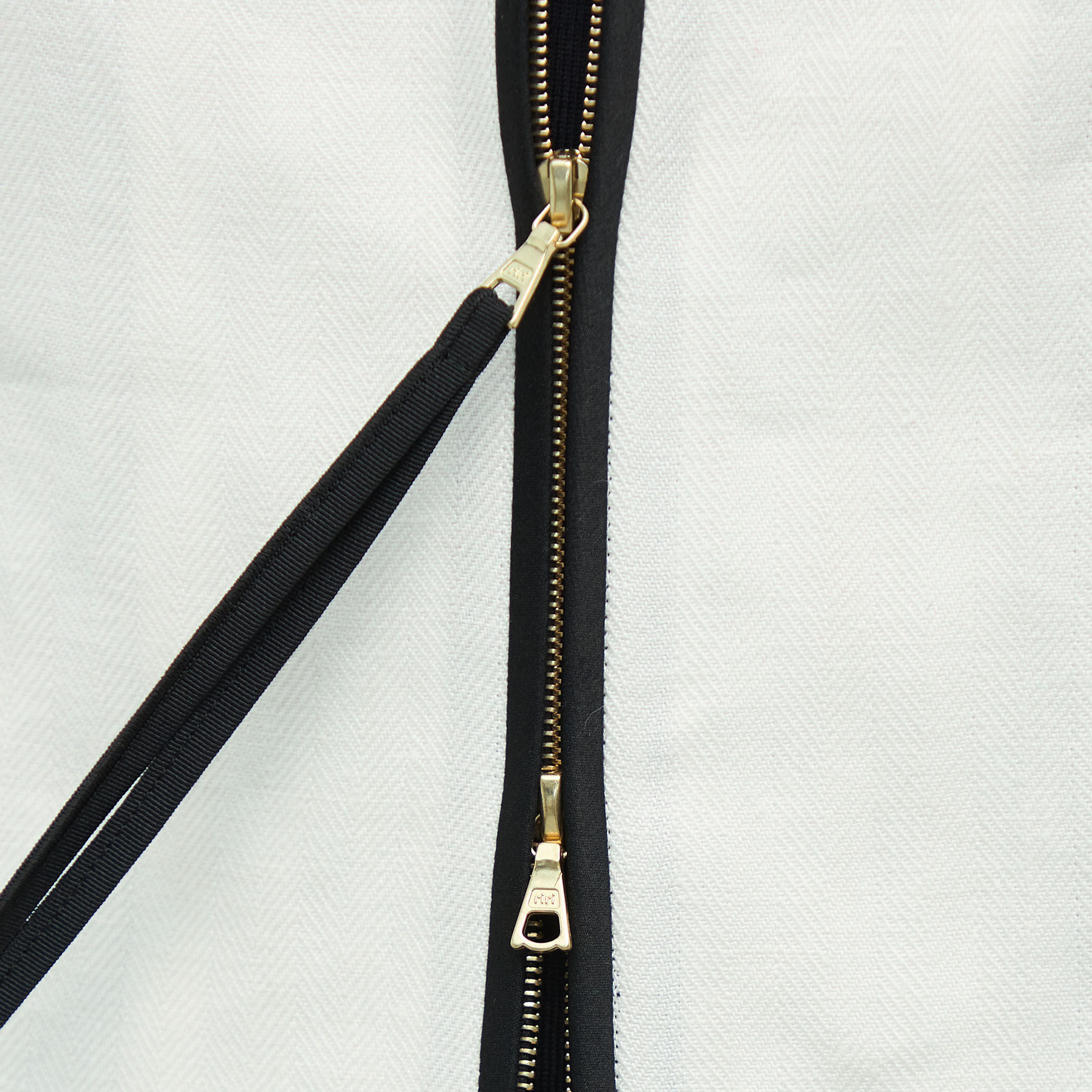 リネンヘリンボーン キャップスリーブトップ｜トゥモローランド