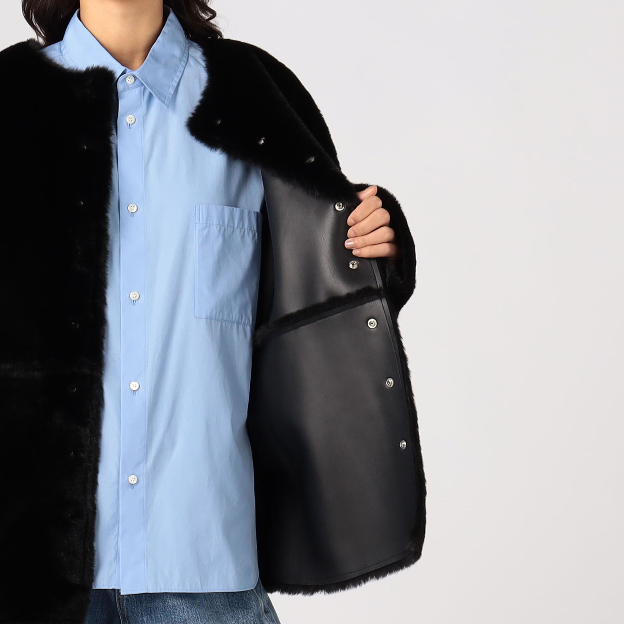 フェイクムートン リバーシブルショートコート｜トゥモローランド 公式通販