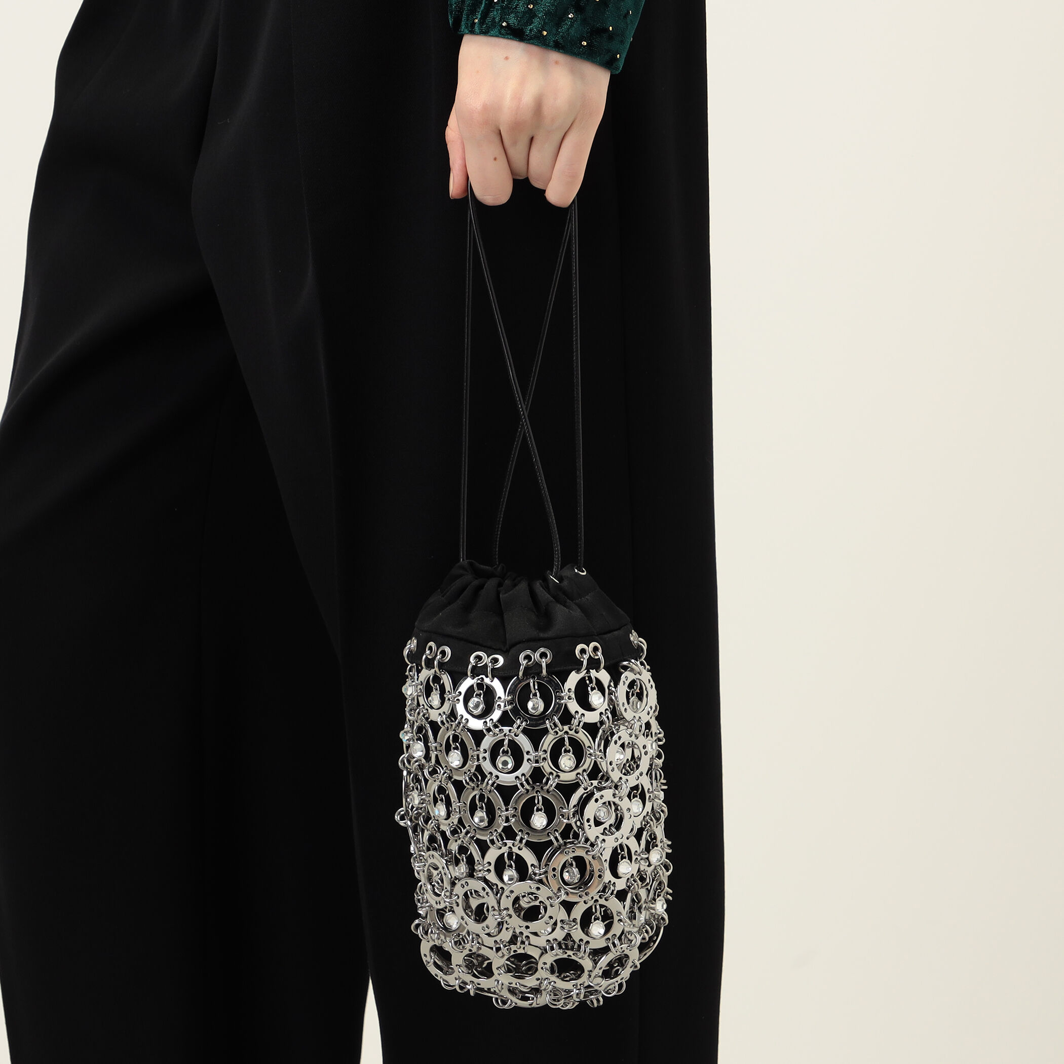 paco rabanne SPHERE BUCKET バケットバッグ｜トゥモローランド 公式サイト
