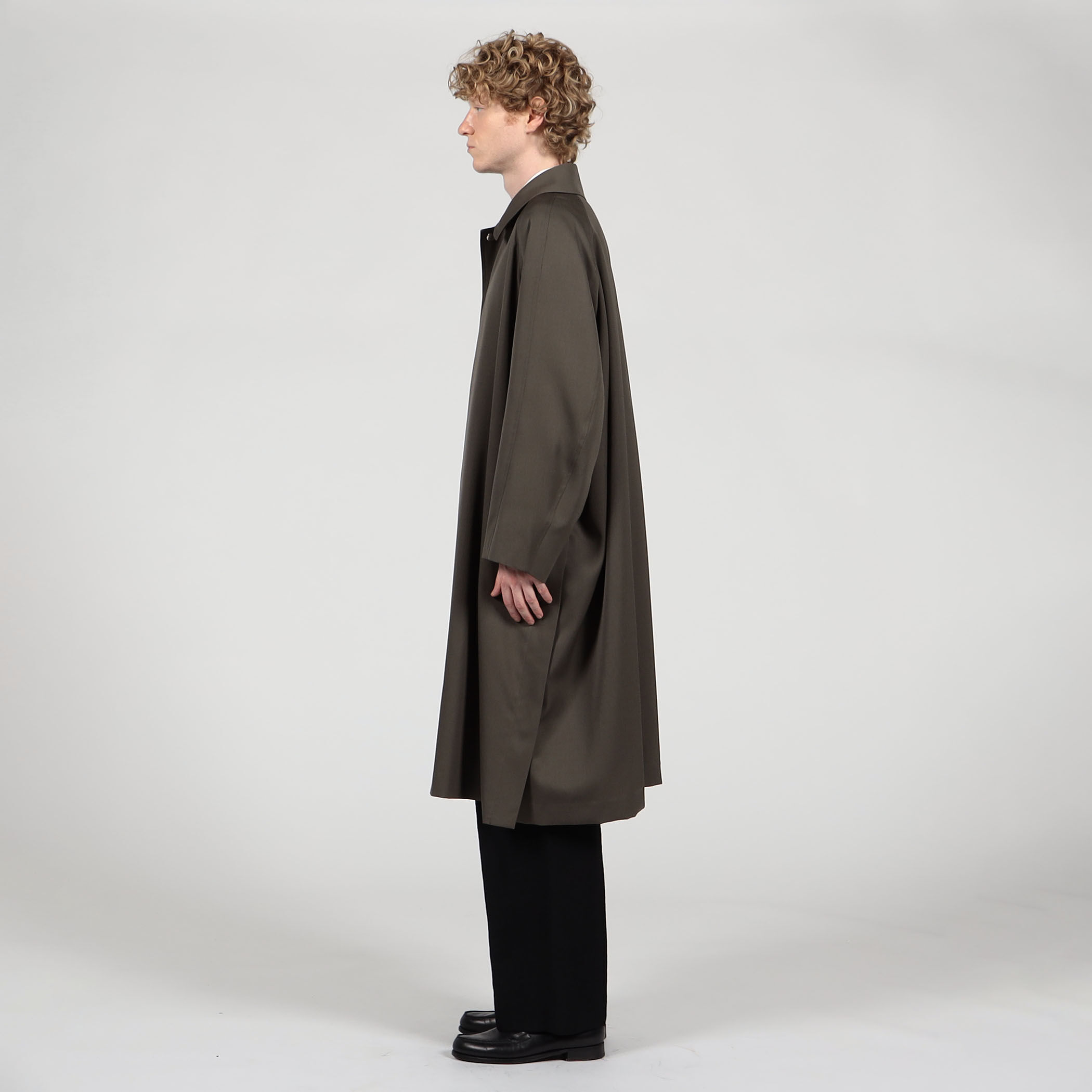 The CLASIK BAL COLLAR PONCHO｜トゥモローランド 公式通販