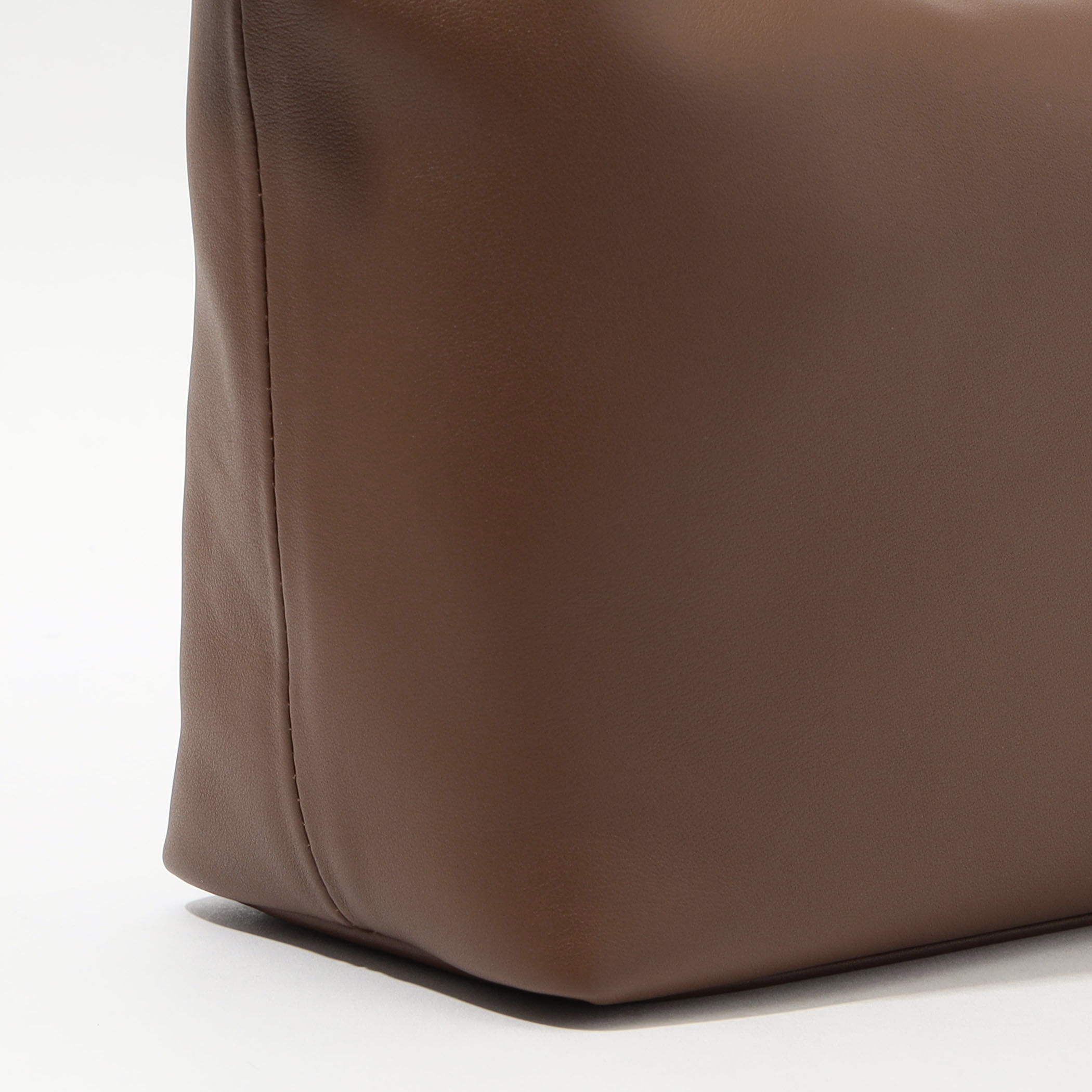 TOMORROWLAND別注　PUNTI. GRAFT-BOX バッグ　プンティ 一部別注】PUNTI． GRAFT－BOX バッグ | maison