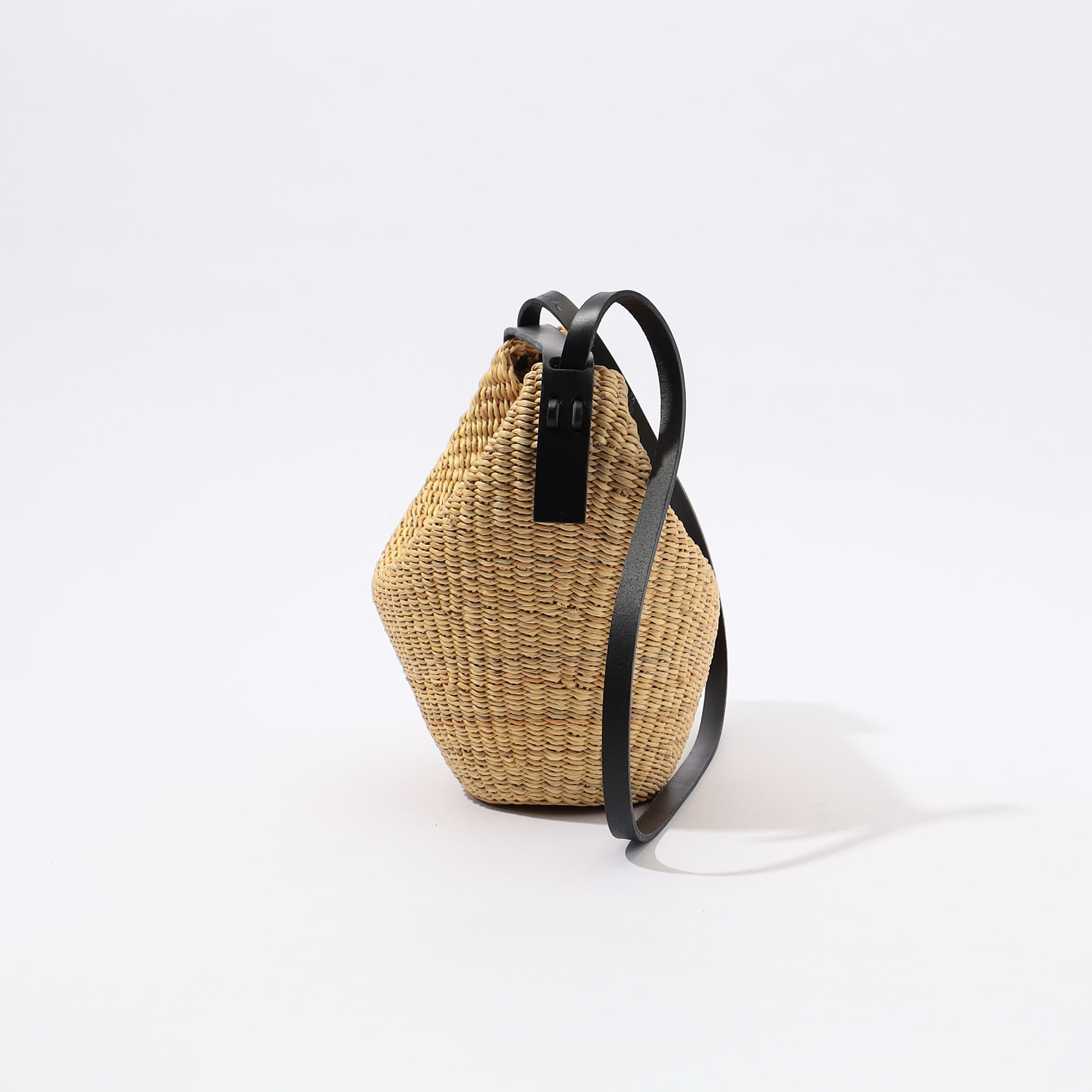 開店記念セール！ INES BRESSAND MINI CROISSANT S ショルダーバッグ かごバッグ+ストローバッグ