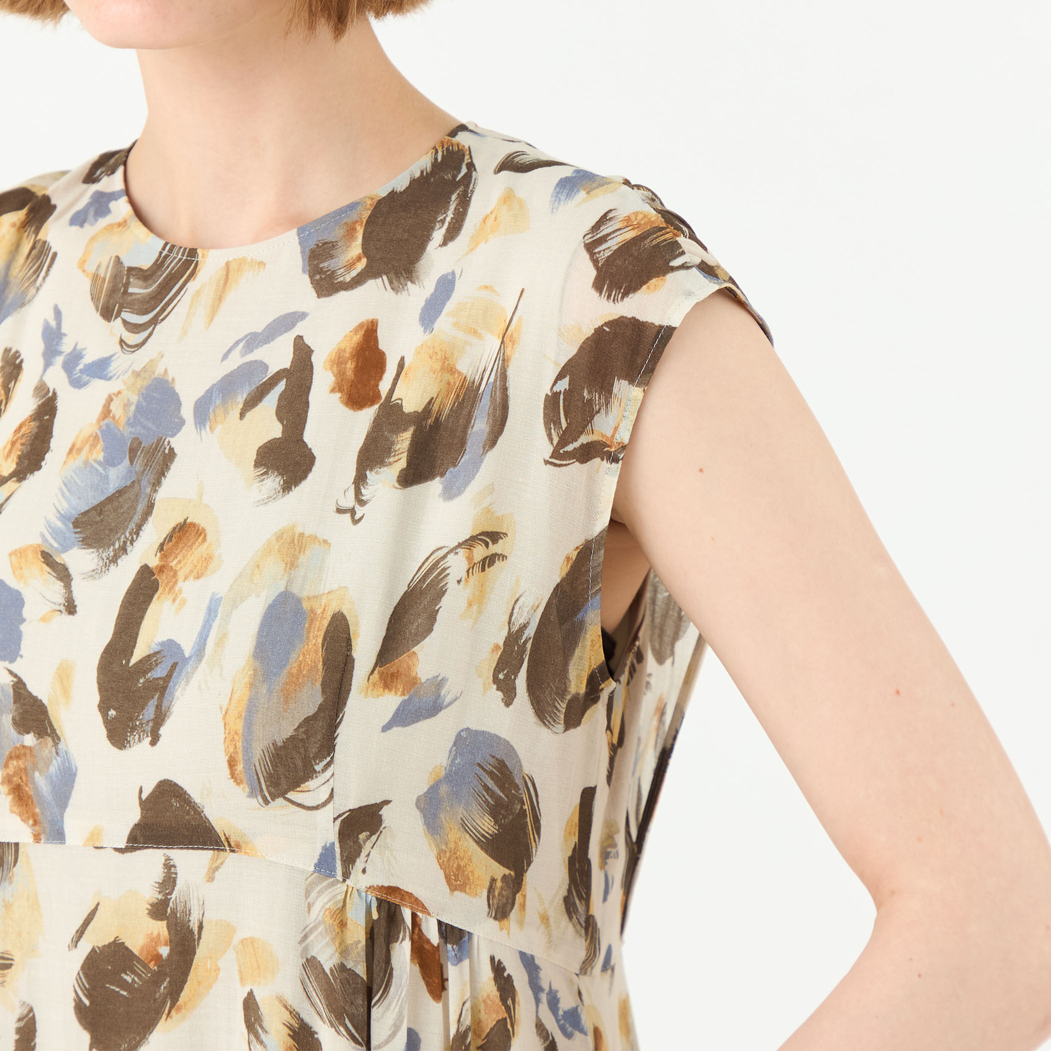 □ドロップシェルプリント ティアードワンピース｜トゥモローランド