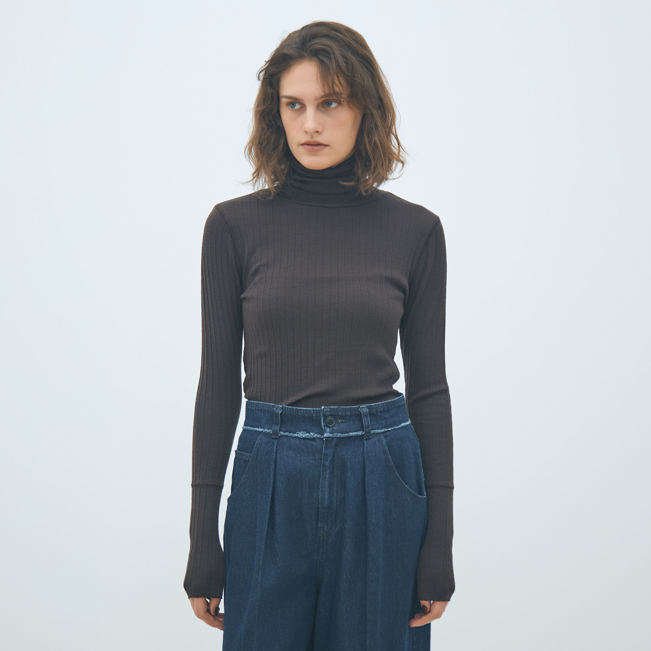 ウールリブ タートルネックプルオーバー｜トゥモローランド 公式通販