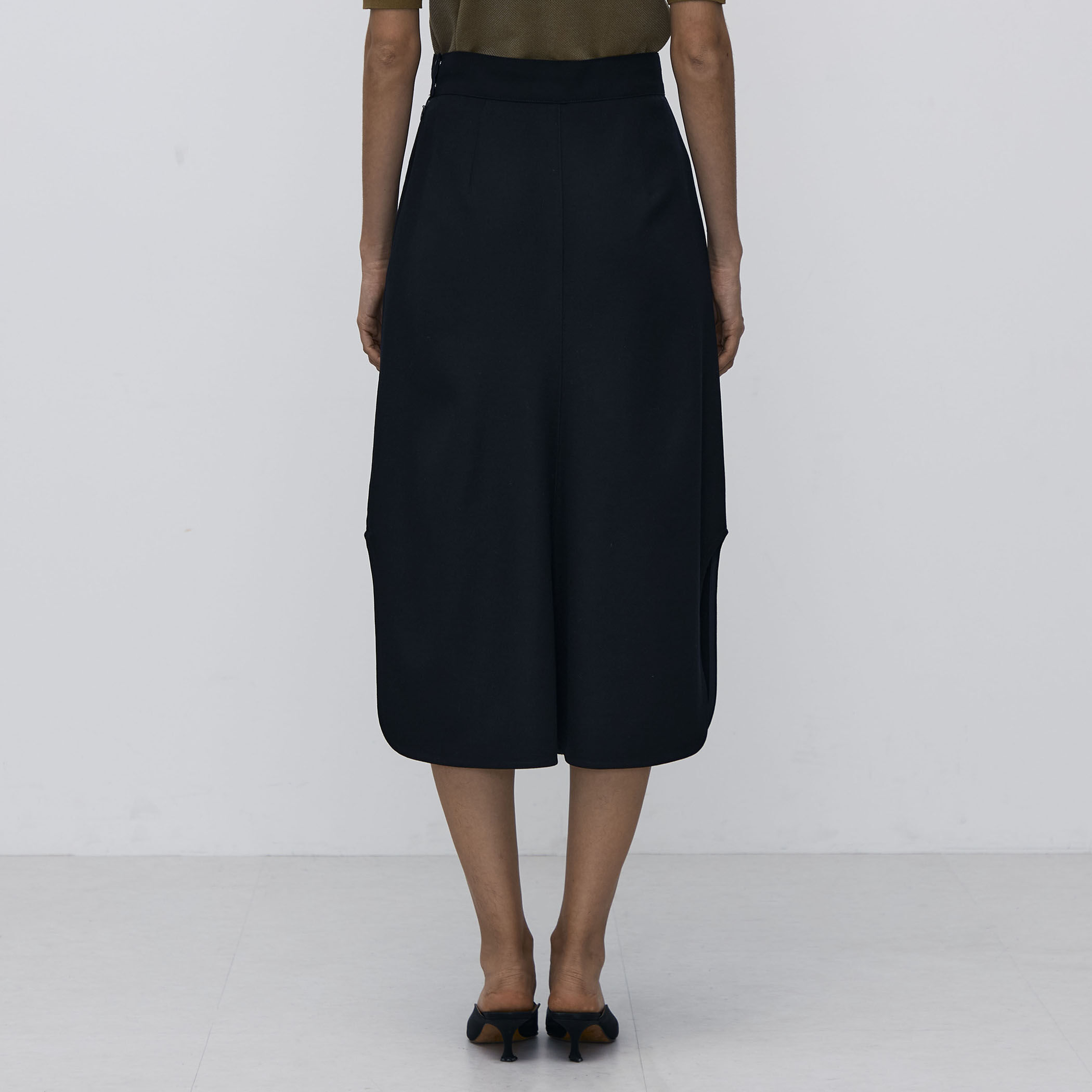 WEB先行予約】ウールギャバジン フレアミディスカート